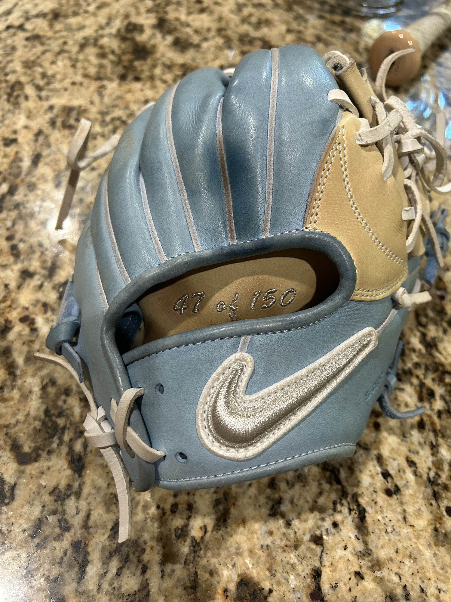 Nike Shado Baseball Glove 11.75 | SidelineSwap | Buy and