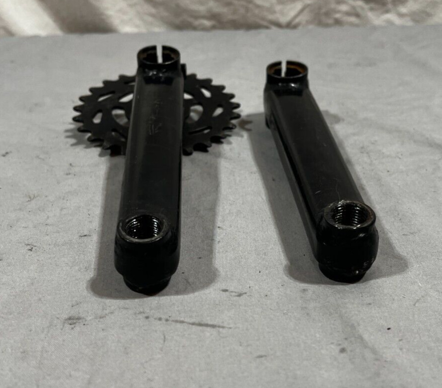 ［新品］Seal BMX 3ピースクランク クローム 165mm slc3 Amazon | ソルト(Salt) BMX用クランク レヴォクランク 165mm 3