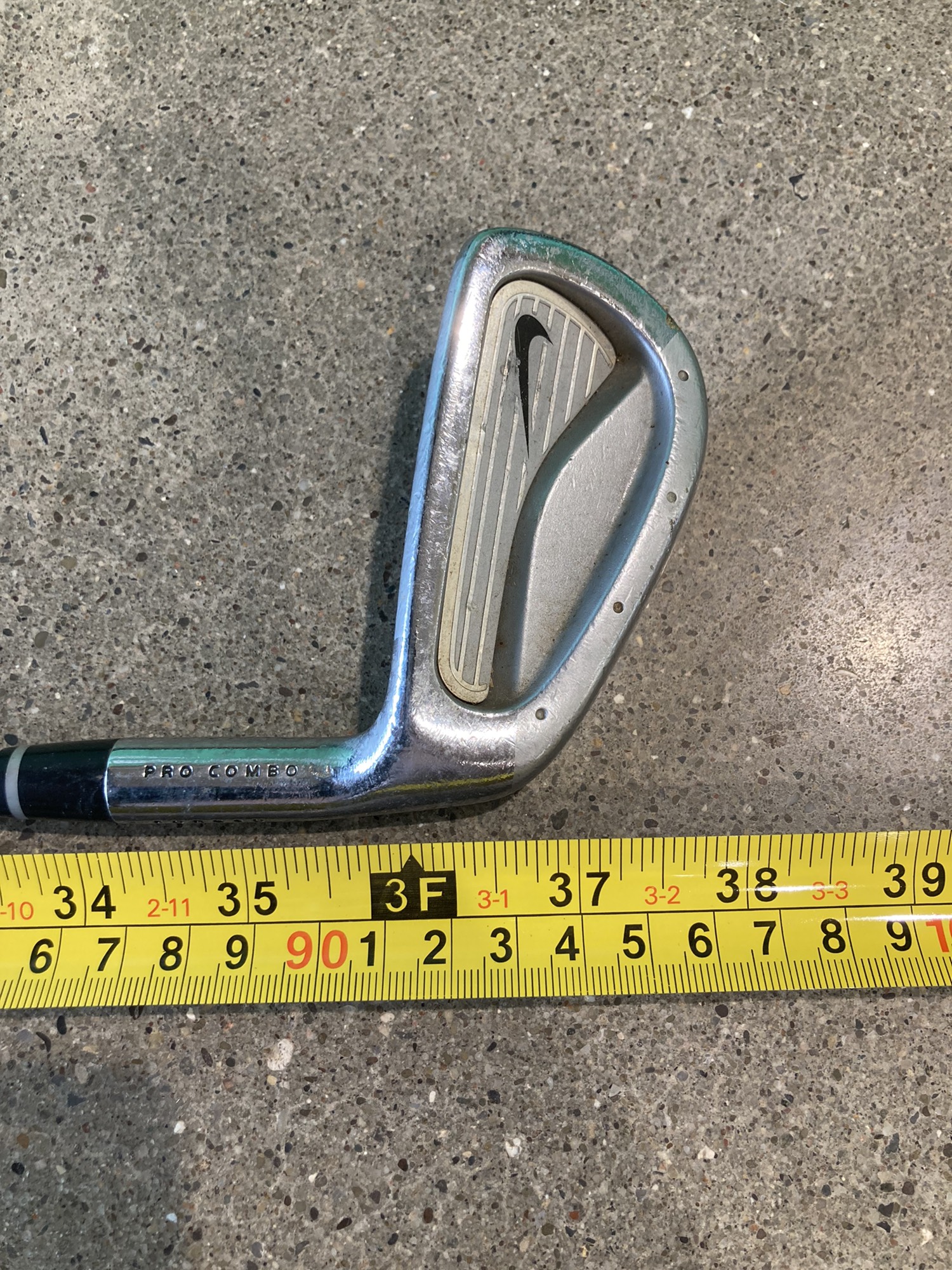 Used Men's Nike VR Pro Combo Iron Set Right Handed Regular Flex