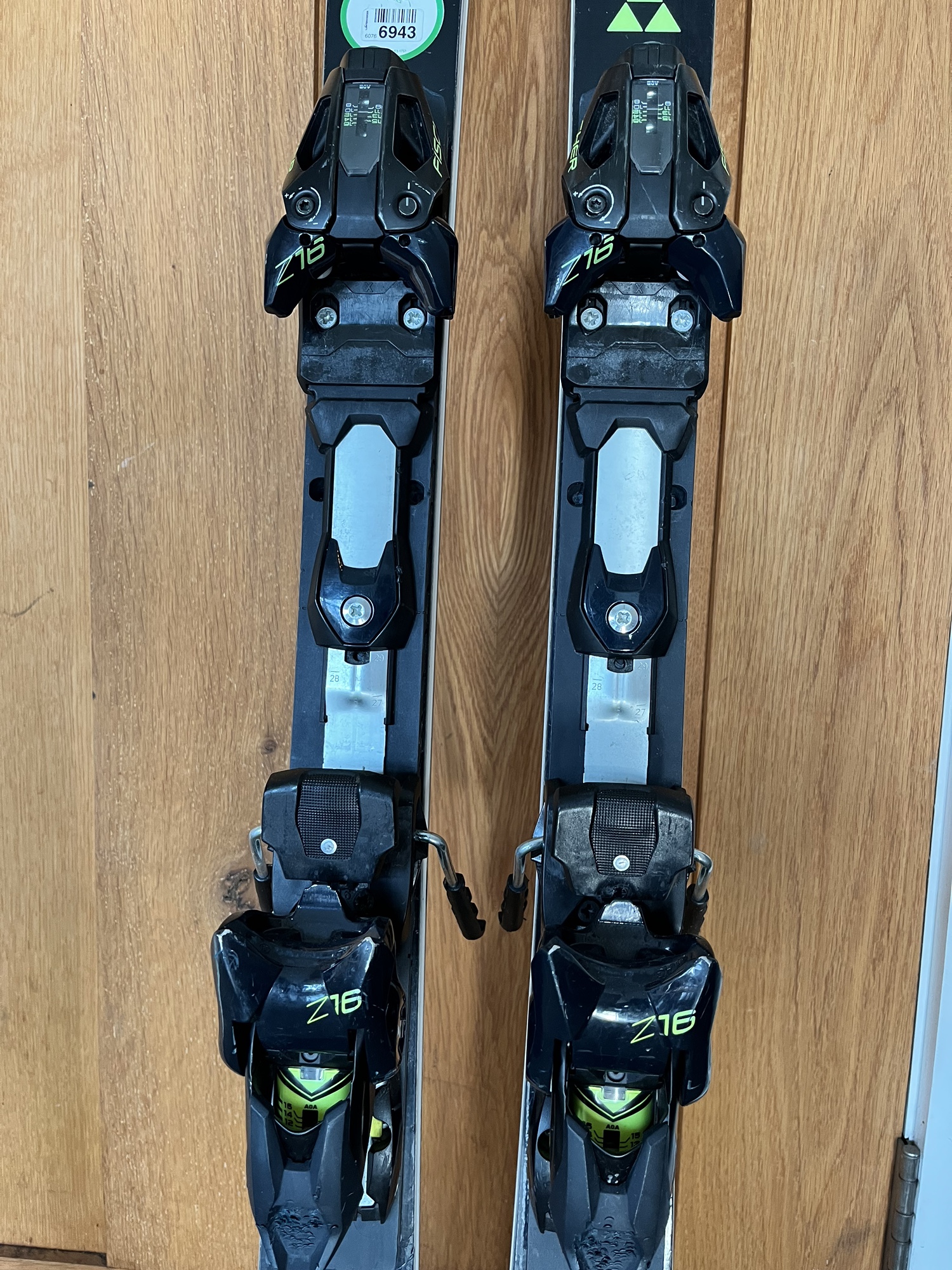 Fischer RC4 World Cup GS Skis 183cm With Z16 Bindings