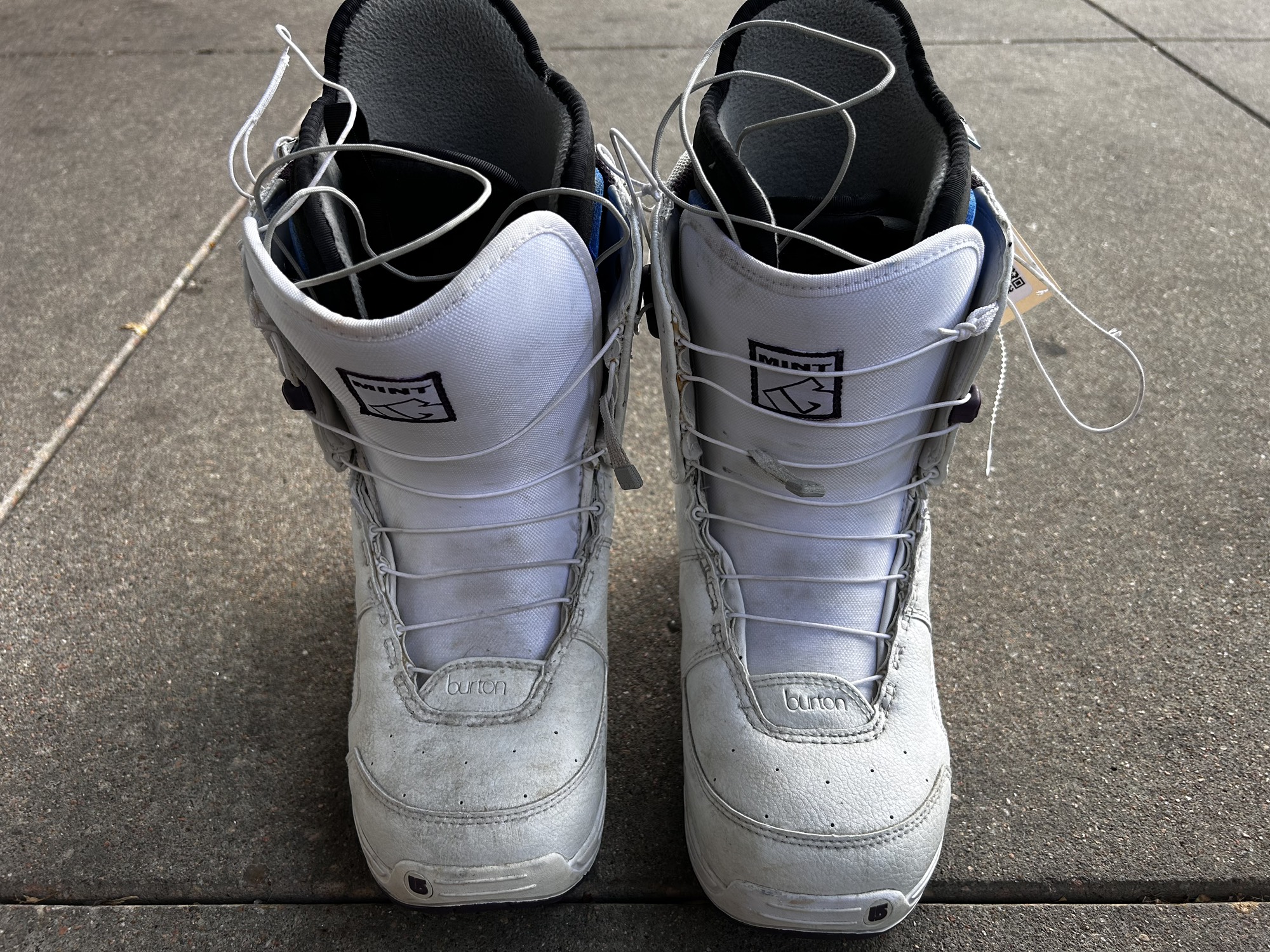 BURTON　women.s　MINTBOAWIDE Women's Burton Mint BOA® Wide Snowboard Boots | Burton.com