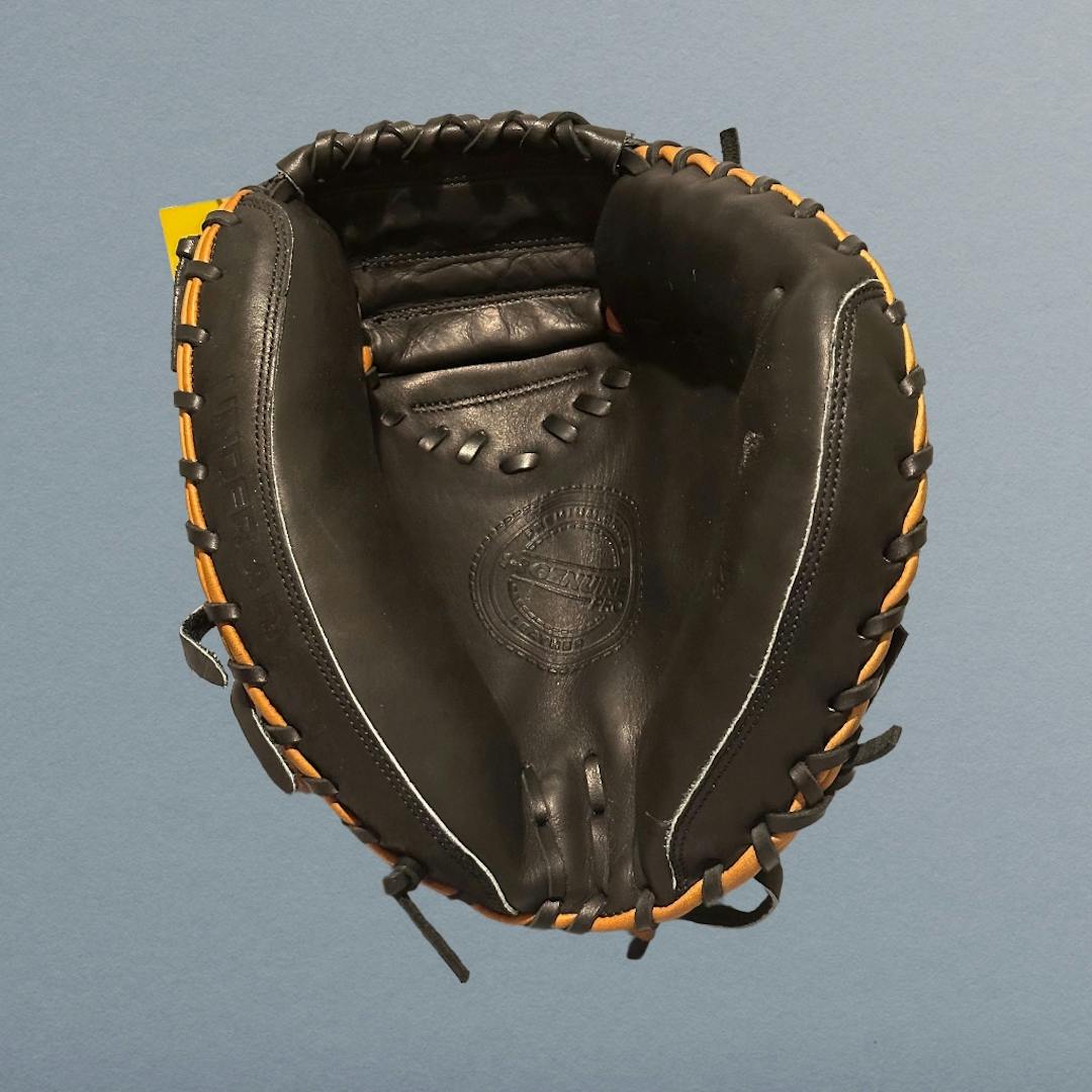 Used Under Armour Catchers Glove 34" Catcher's Gloves SidelineSwap