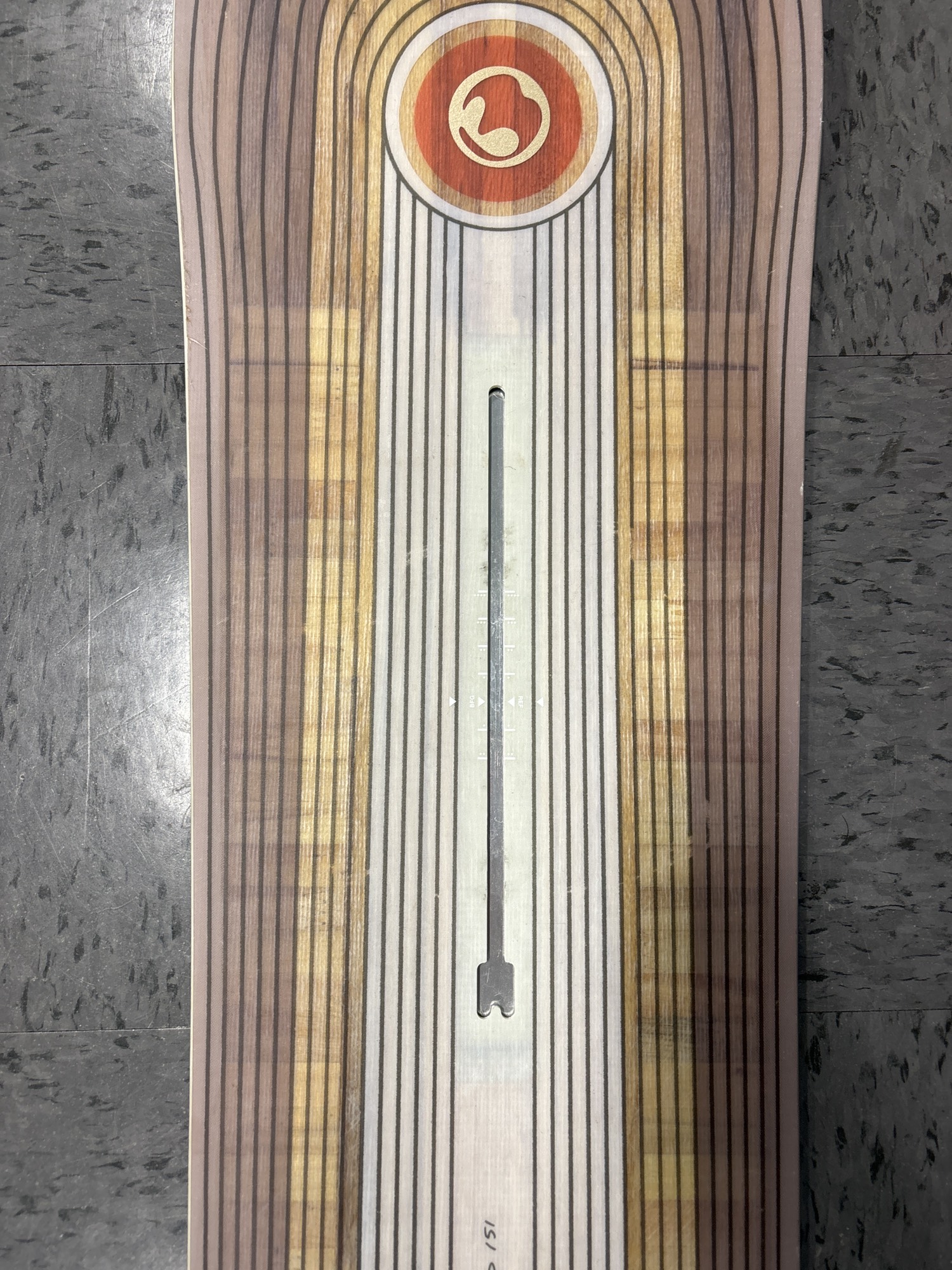 Used Fish 3D Directional Twin Flat Top Burton Snowboard