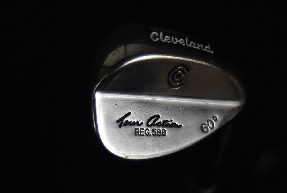 CLEVELAND TOUR WEDGE LOFT60 LENGTH 35 IN RIGHT HANDED SidelineSwap