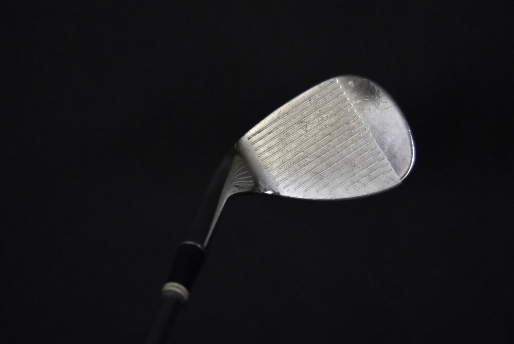 CLEVELAND TOUR WEDGE LOFT60 LENGTH 35 IN RIGHT HANDED SidelineSwap
