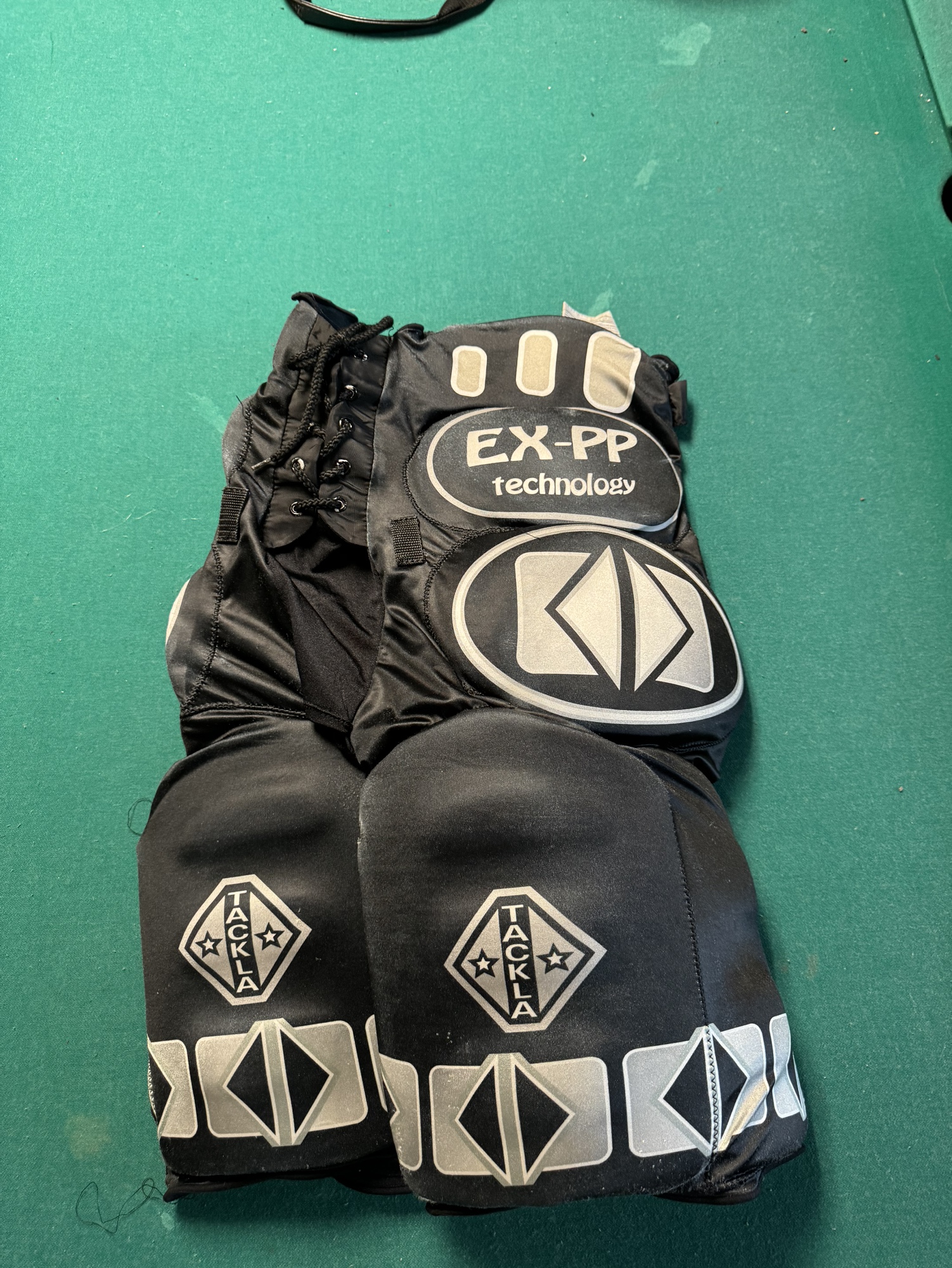 Used Large Tackla Girdle SidelineSwap