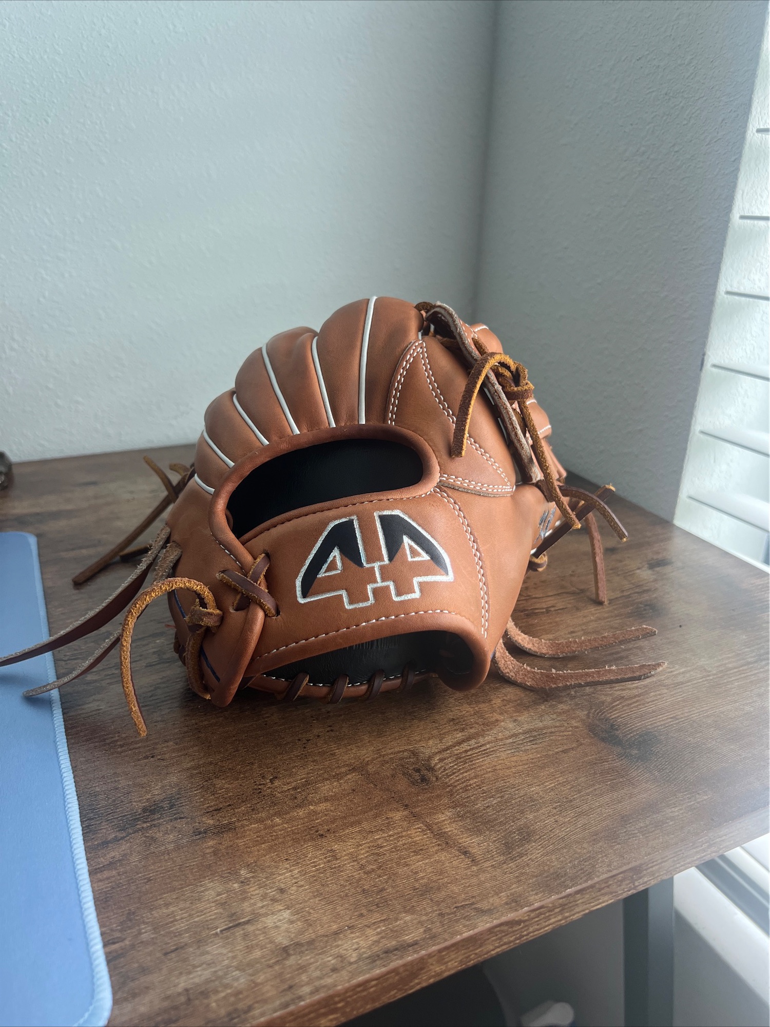 11.5 44 pro signature series | SidelineSwap | Buy and Sell on