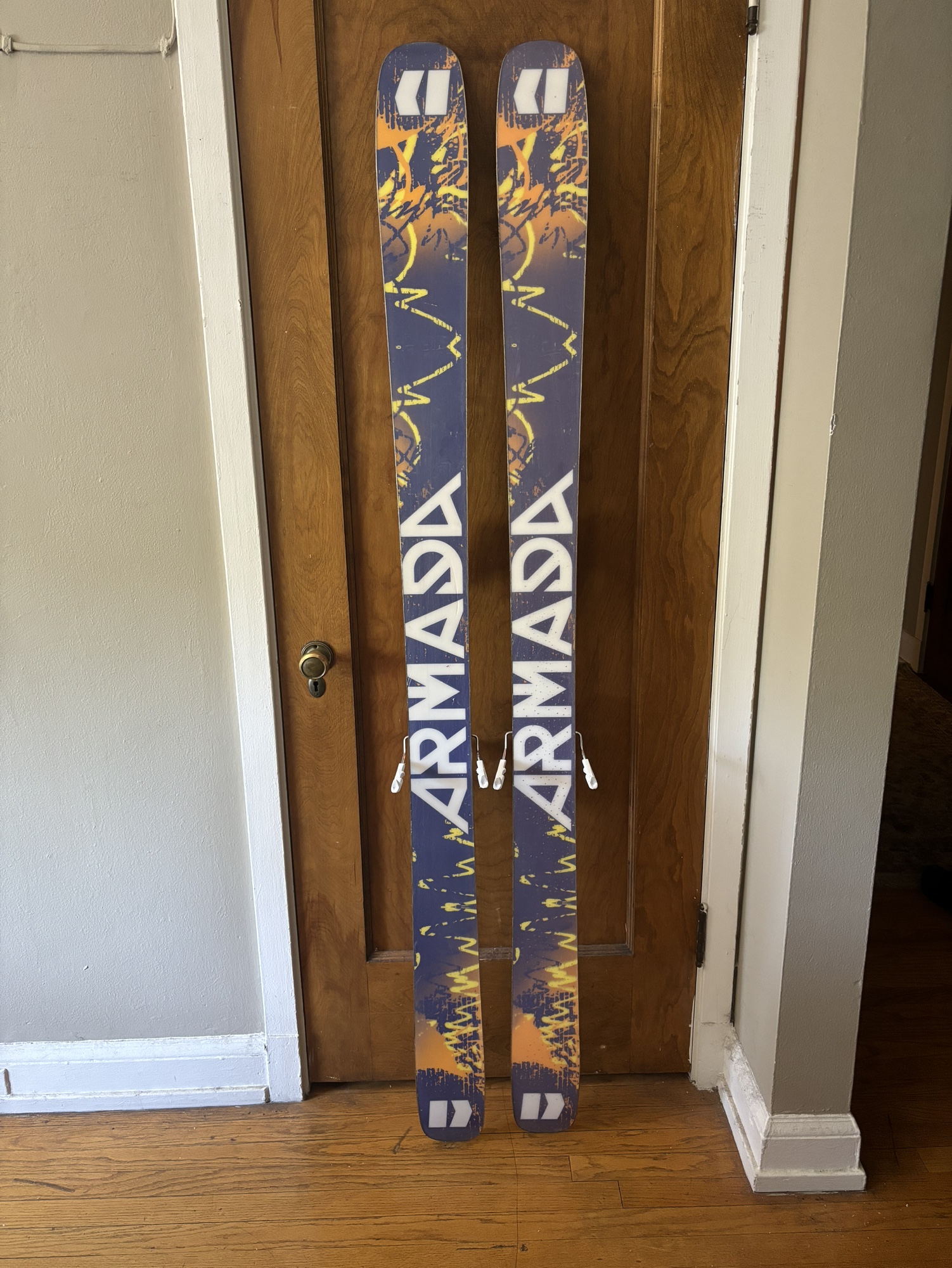 Armada ARV 106 スキー 172cm Markerバインディング