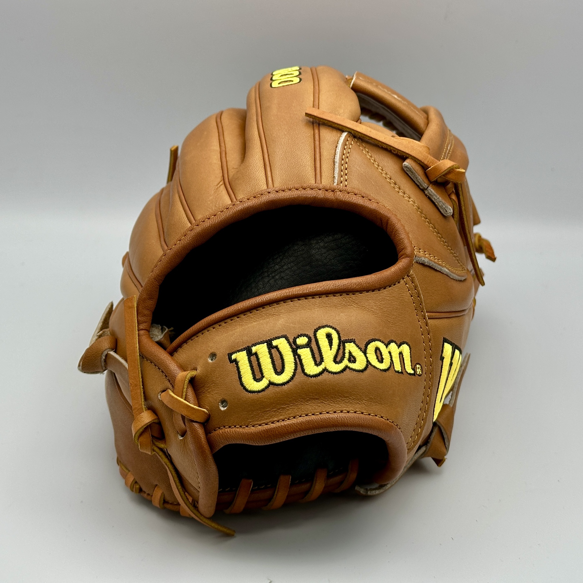 Wilson A2000 EL3 Baseball Glove 11.75 inch Game Model (Right