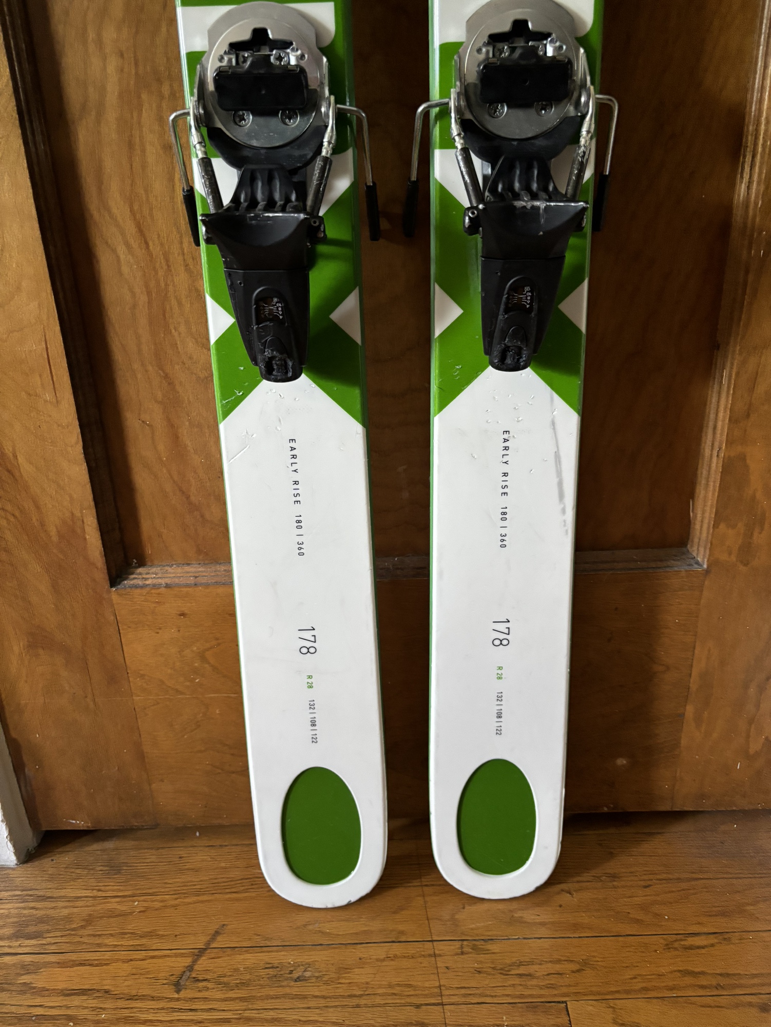 Kastle BMX 108 178cm with Look Pivot 12 Gripwalk Bindings