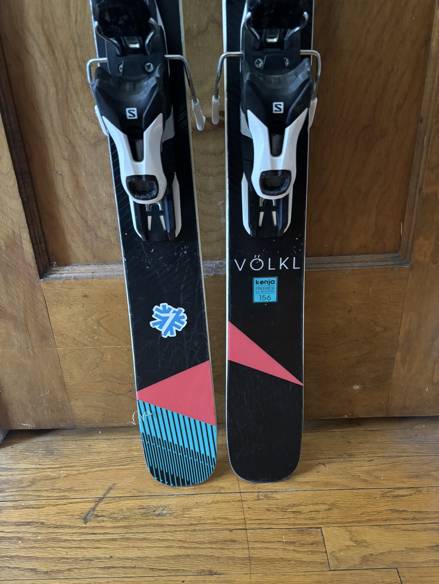 Volkl Kenja 156cm with Adjustable Salomon Warden Bindings