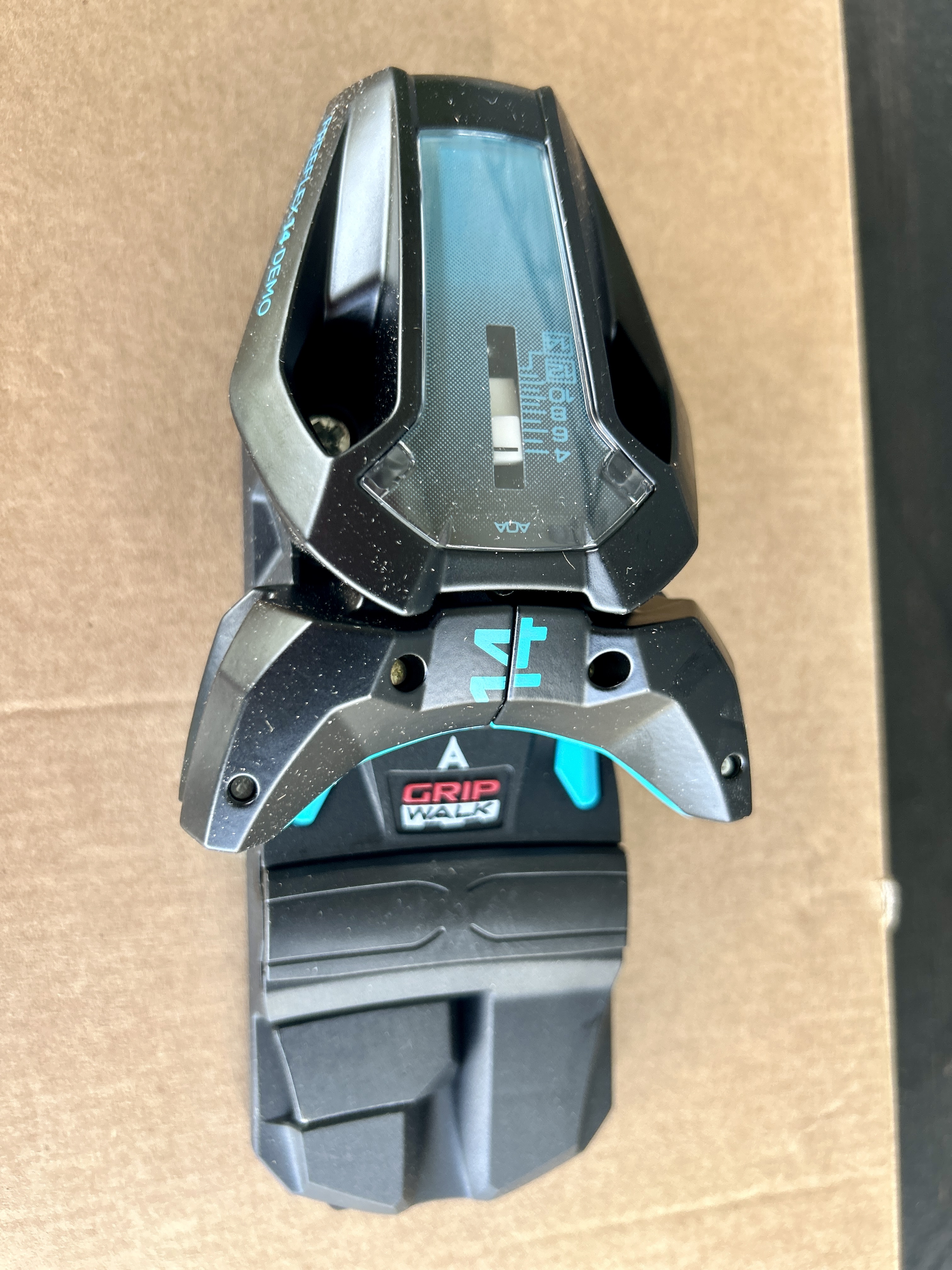 New HEAD/Tyrolia Freeflex 14 Demo Grip Walk Ski Binding