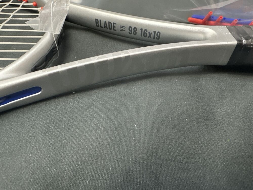 Wilson Blade 16x19 Laver Cup 2023 GripSize 4 3/8(L3