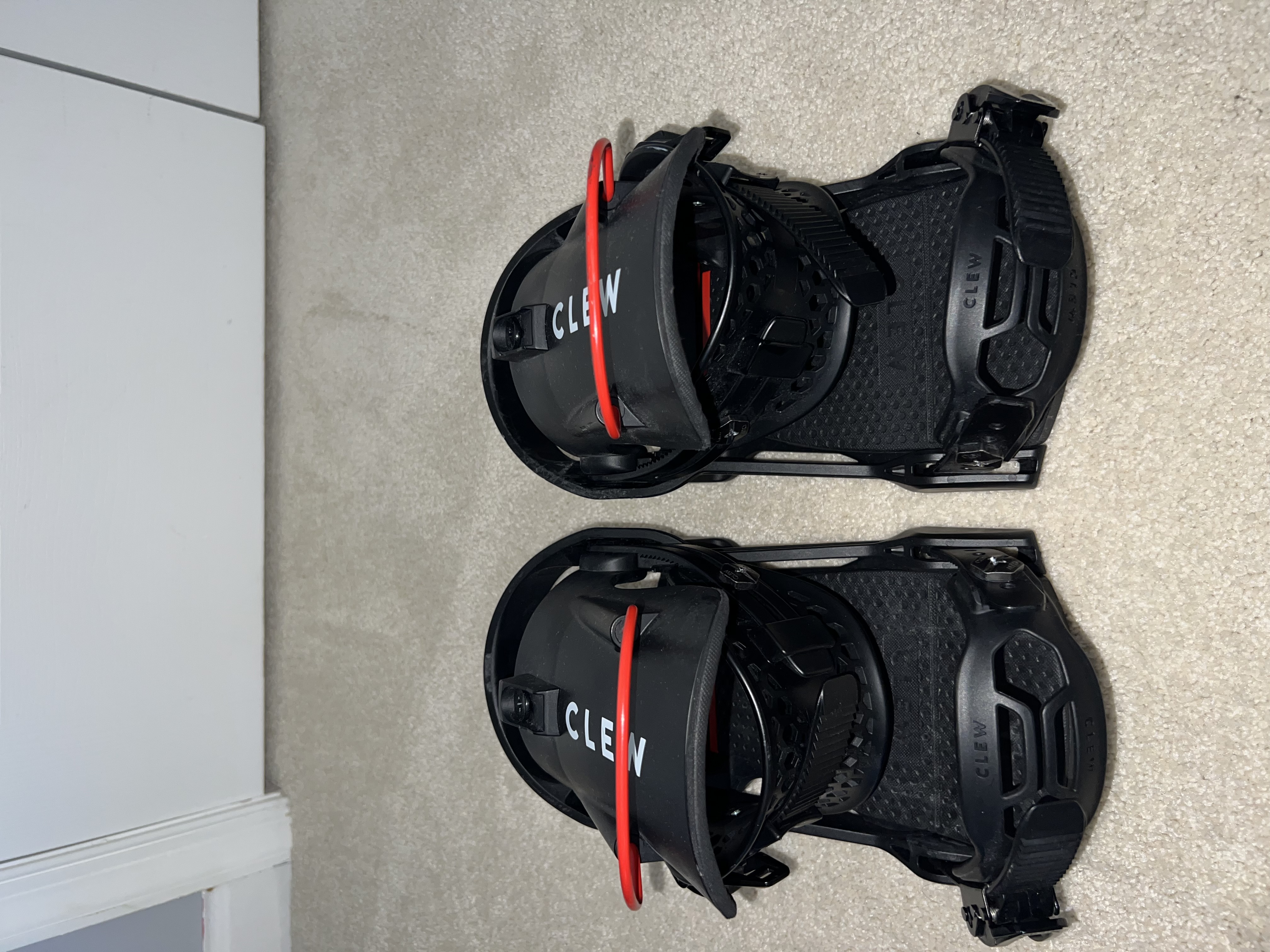 スノーボード ビンディング Clew binding (MEDIUM) スノーボード