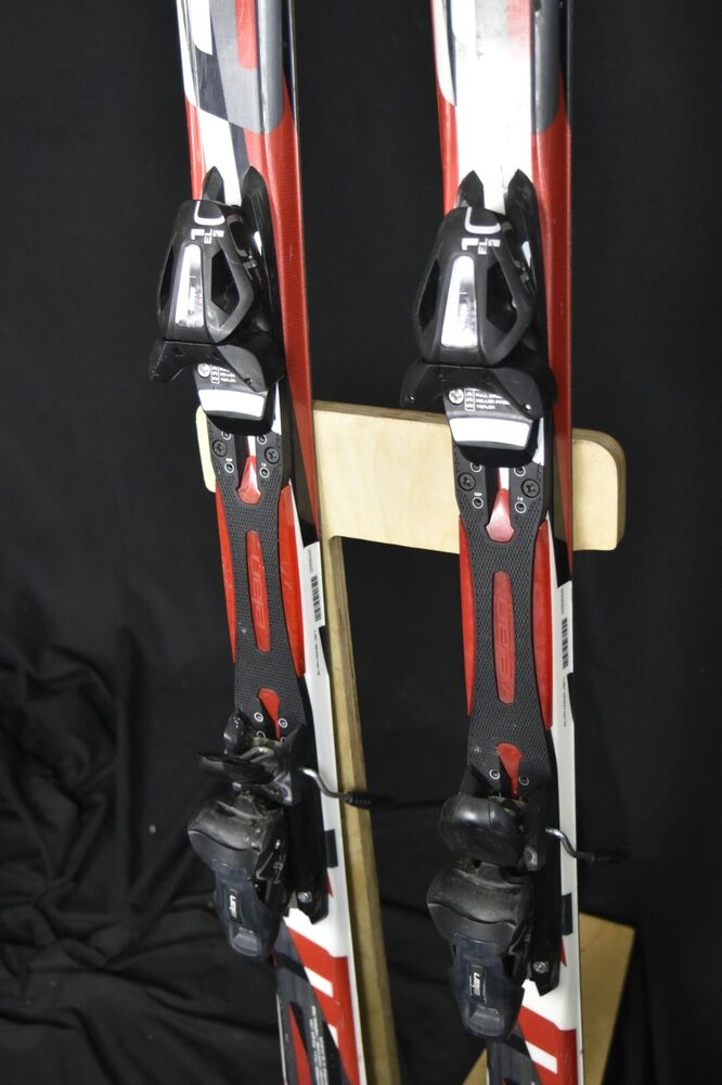 ELAN EFLEX 4 SKIS SIZE 168 CM WITH ELAN BINDINGS