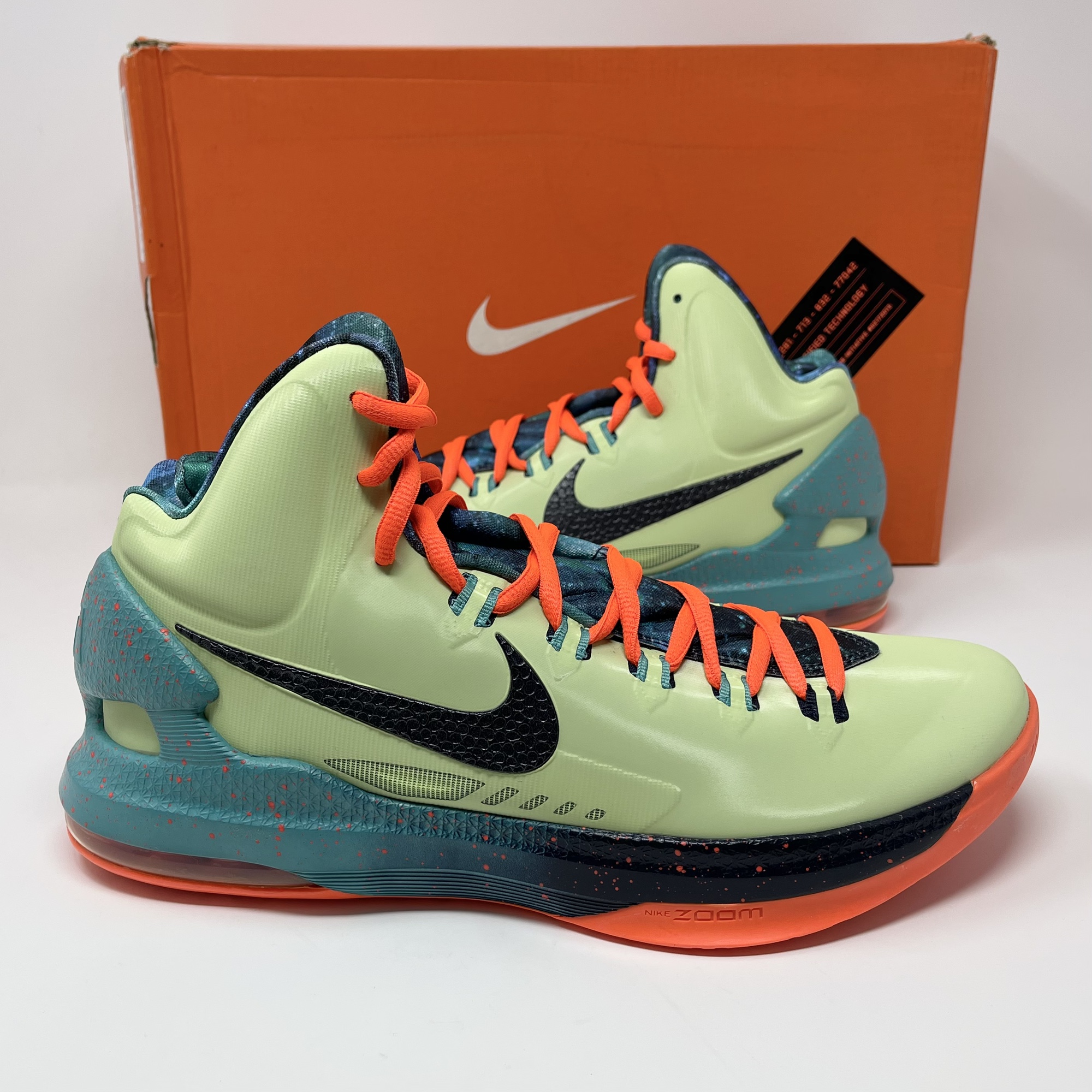 シューズ(男性用) Nike KD5 kdV all-star area72 Nike KD V 5 Area 72 All Star Extraterrestrial Kevin Durant Green
