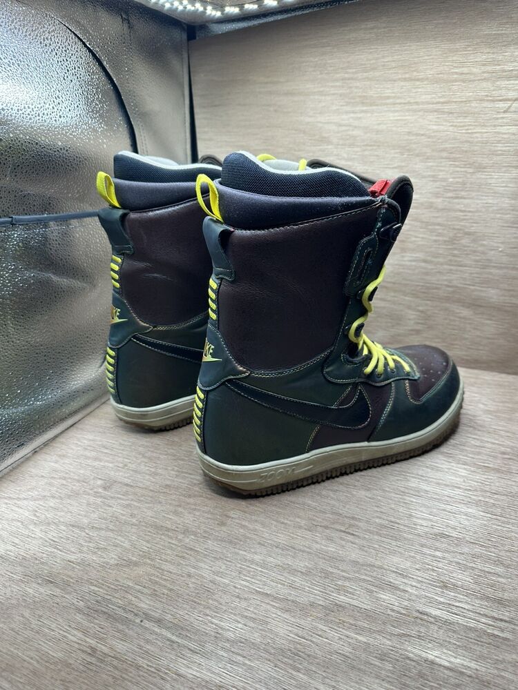 スノーボードシューズ　23.5 nike zf1 x boa Nike SB Zoom Force 1 BOA ZF1 Snowboard Boots Black/Orange