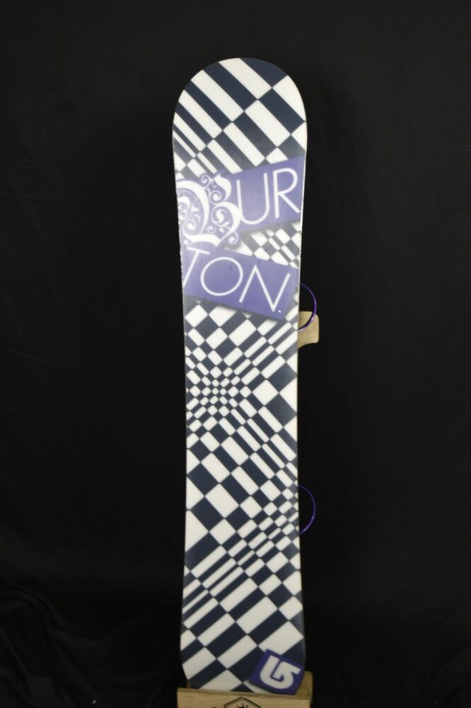 BURTON LUX SNOWBOARD SIZE 147 CM WITH RIDE MEDIUM BINDINGS
