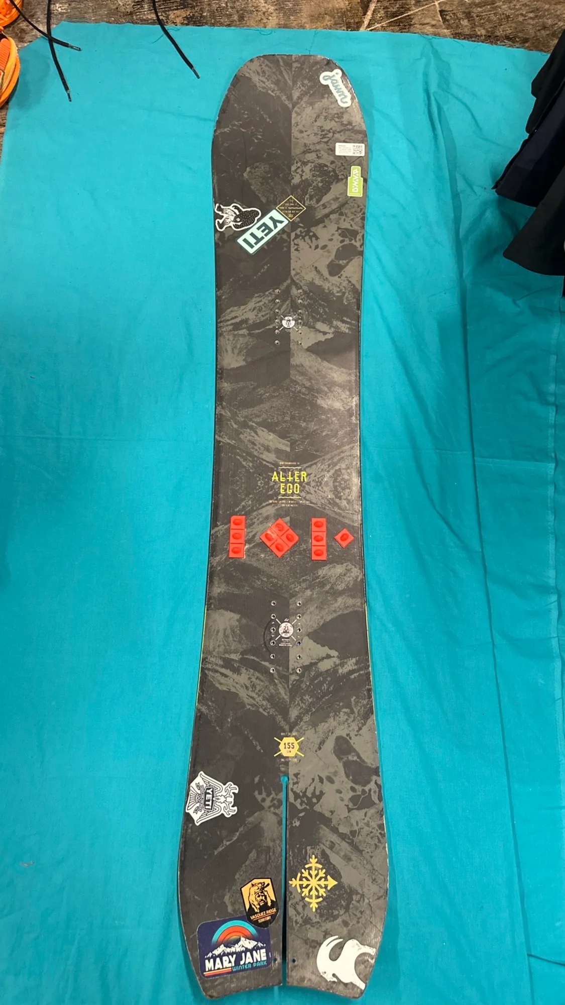 Burton Family Tree Straight Chuter Camber Snowboard 155cm