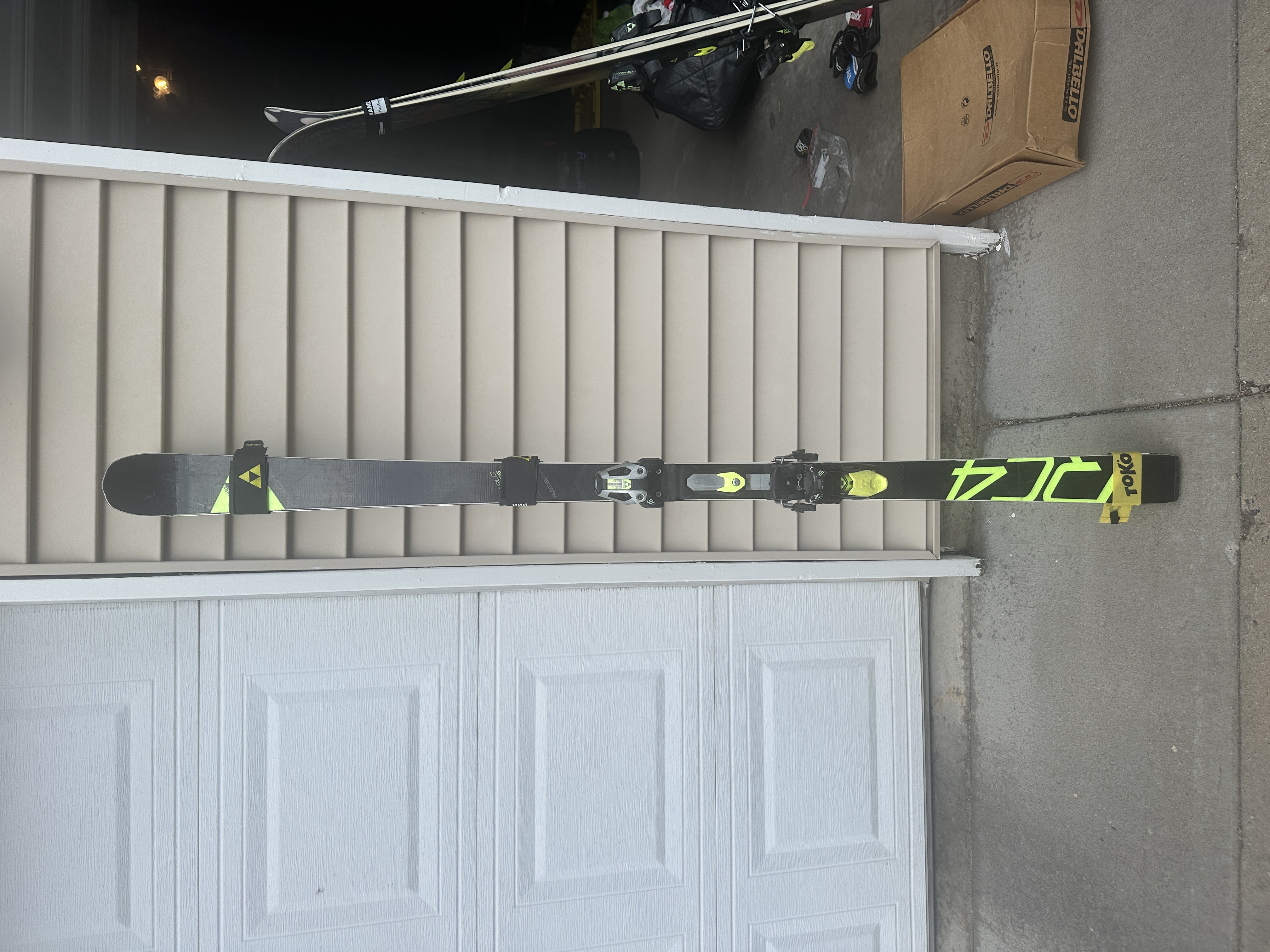 FISCHER GS Skis 183cm 23m radius with Z16 bindings | SidelineSwap