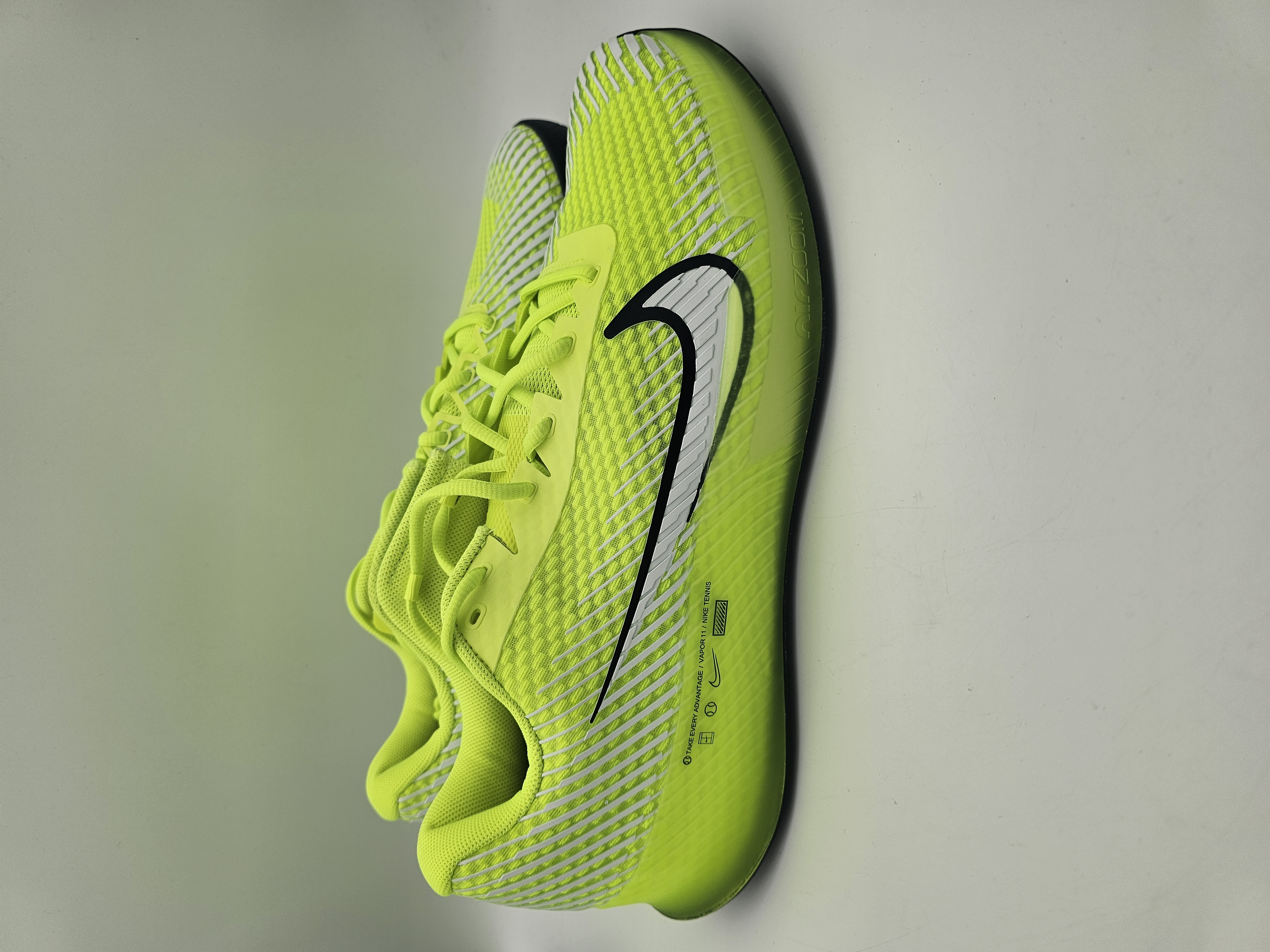 未使用Nike テニスシューズ 27.0 VAPORLITE 6691-001 未使用Nike テニスシューズ 27.0 VAPORLITE 6691-001 未使用Nike