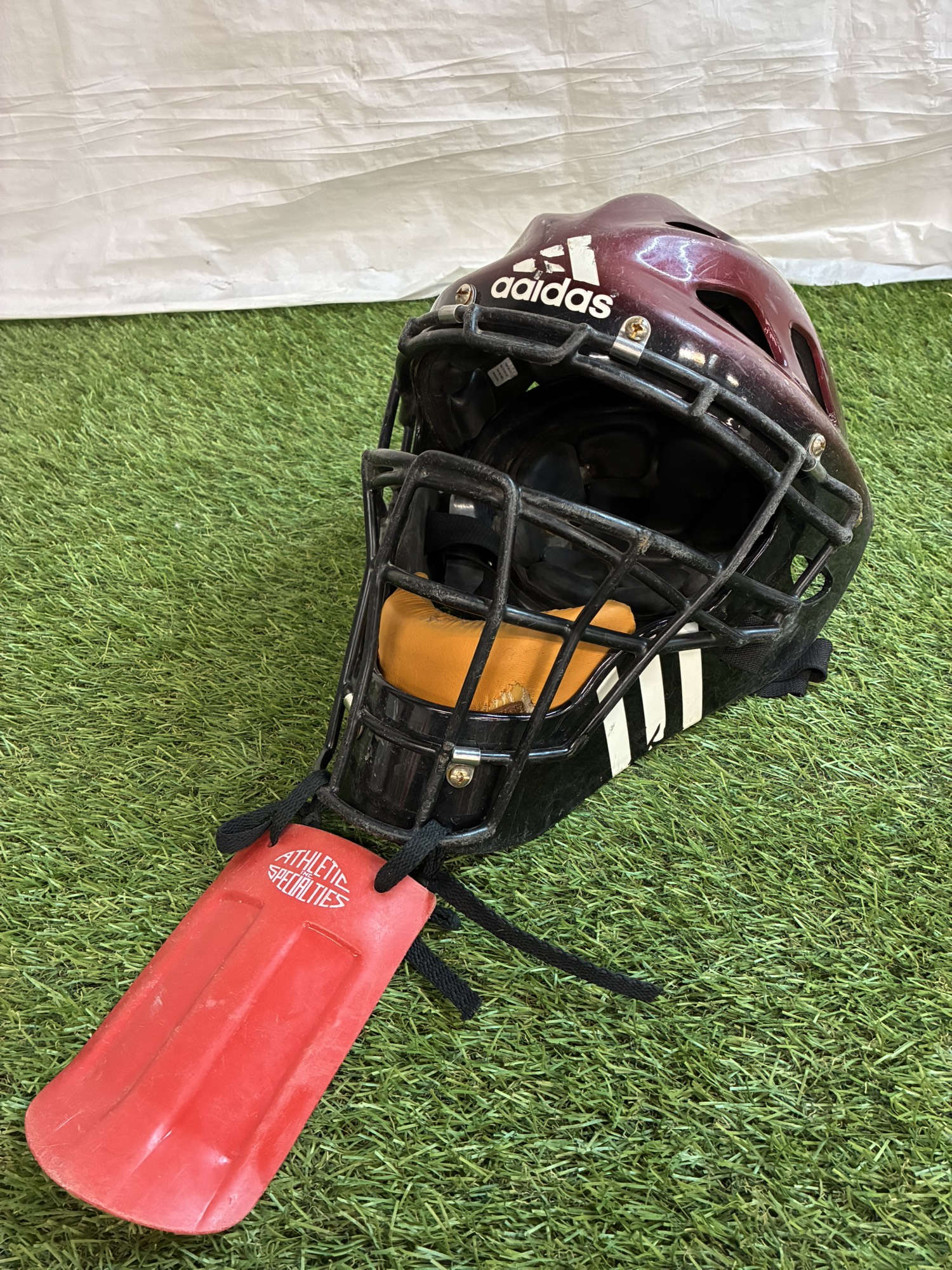 Adidas Catcher's Equipment Used Deals at SidelineSwap
