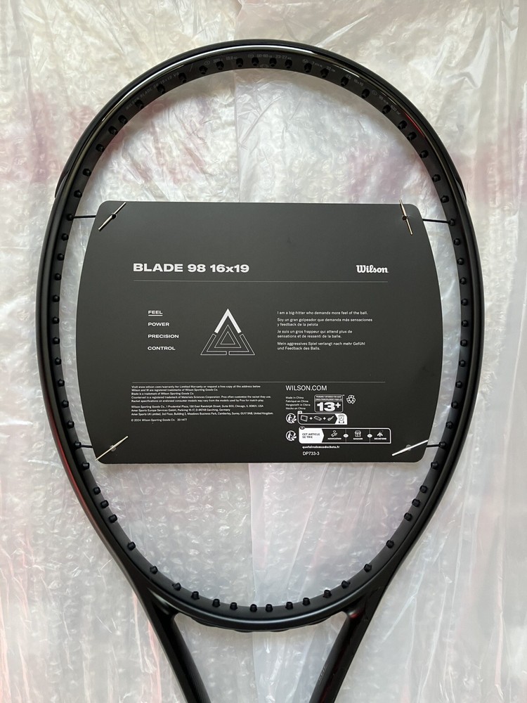 NEW Wilson Blade 98 v8 Noir (All-Black Edition) - 16x19 - 4