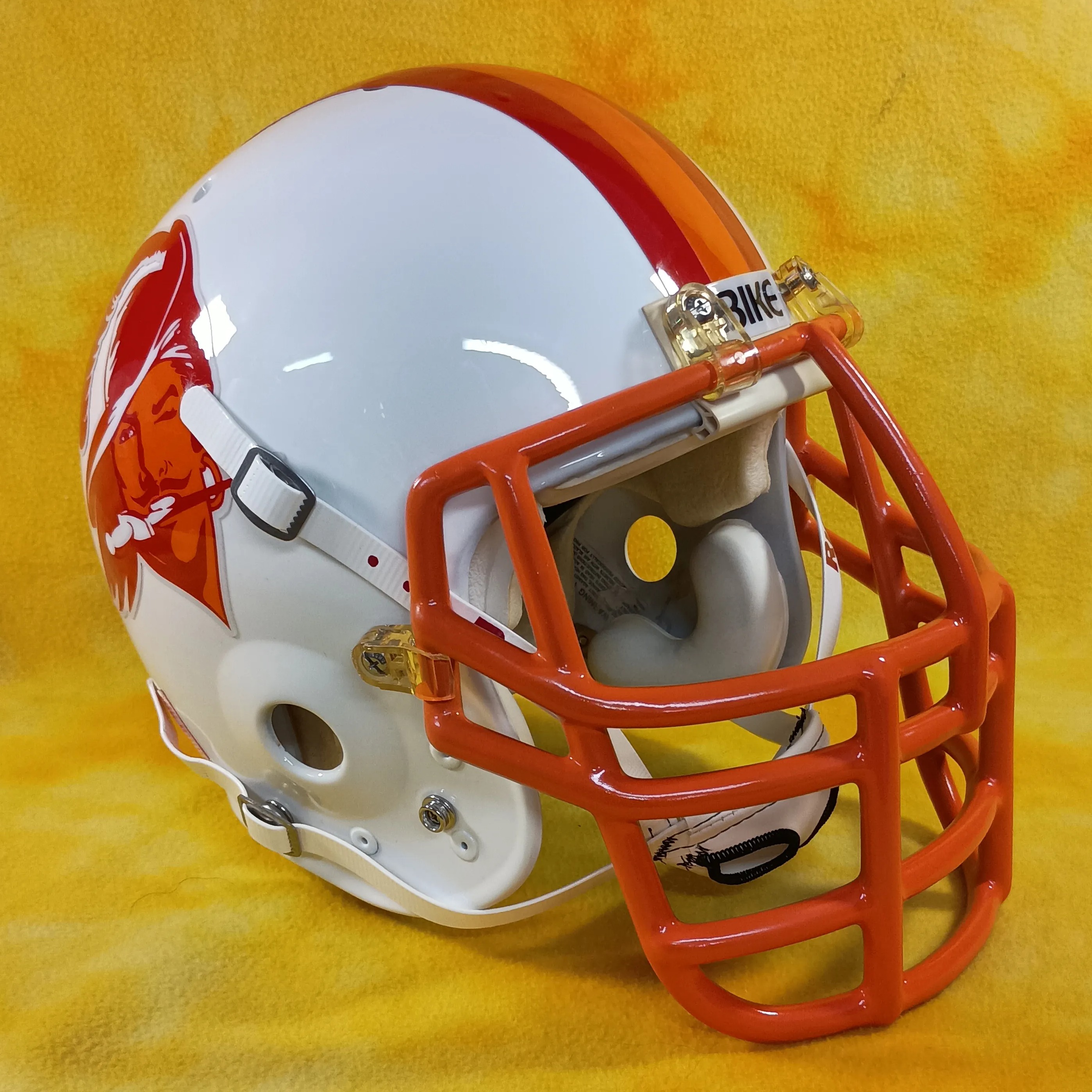 Throwback Old Buccaneers Helmet TAMPA BAY BUCCANEERS Football