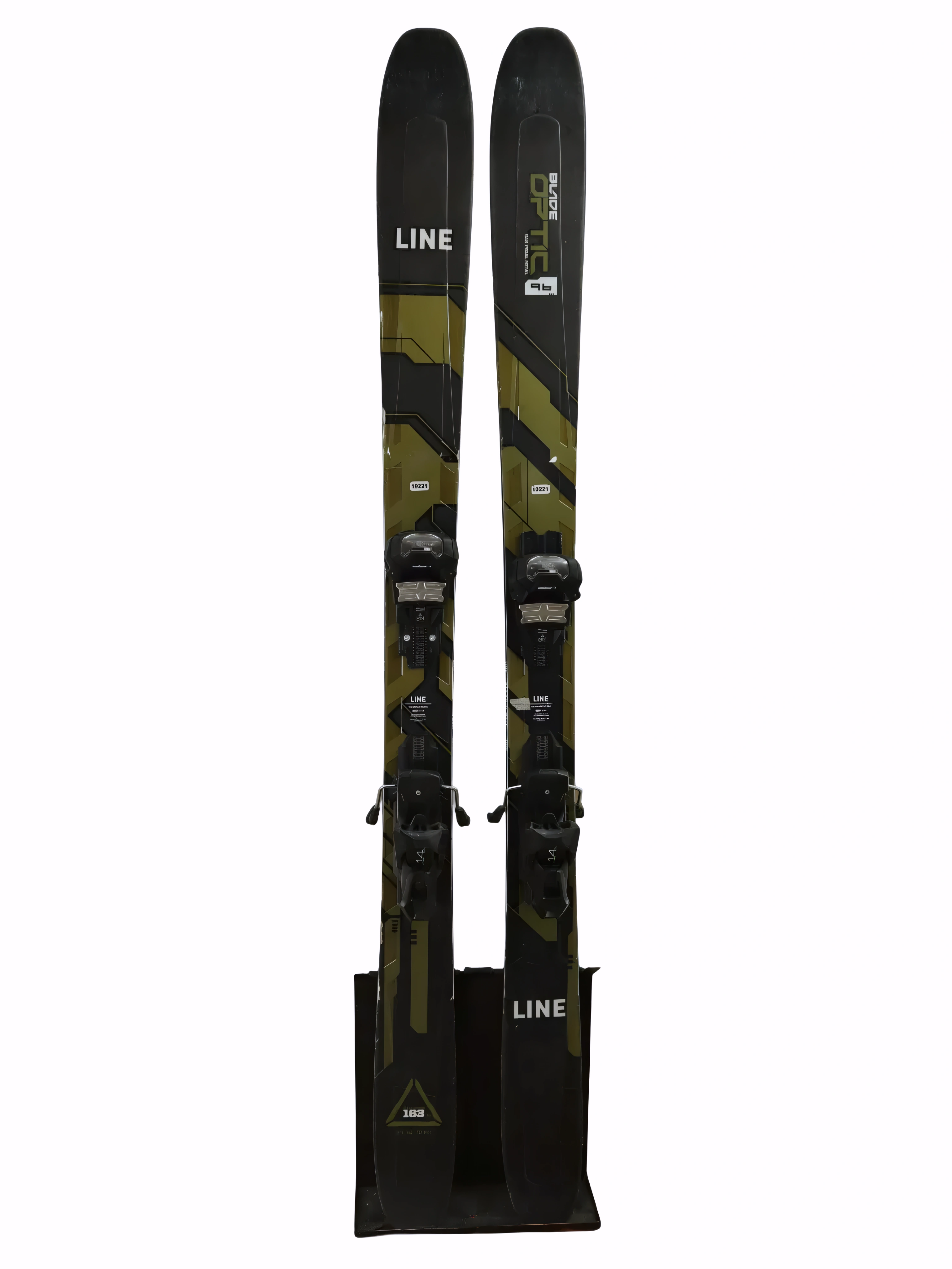 柔らかな質感の Line Closeout and Used | Skis Sakana スキー
