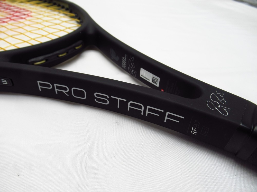 Wilson PRO STAFF 97 v11.0 ブラックinブラック NEW Wilson Pro Staff RF97 V11 Black, 4 1/2 | eBay