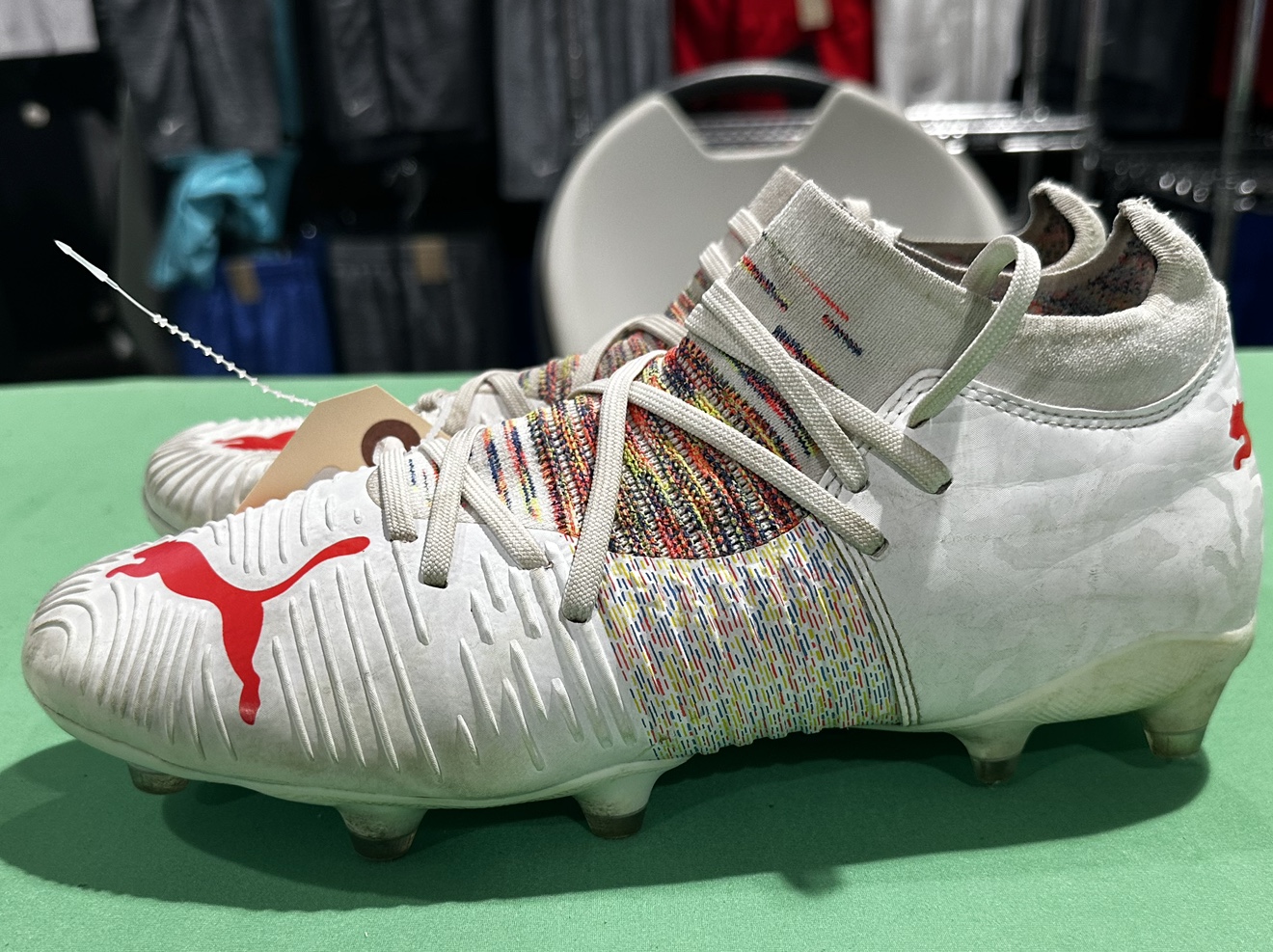 PUMAフューチャー 4.3 NETFIT TT 26.5 値下げ⭕️ PUMA プーマ フューチャー Z 3.1 TT(ブラック) 106387 02