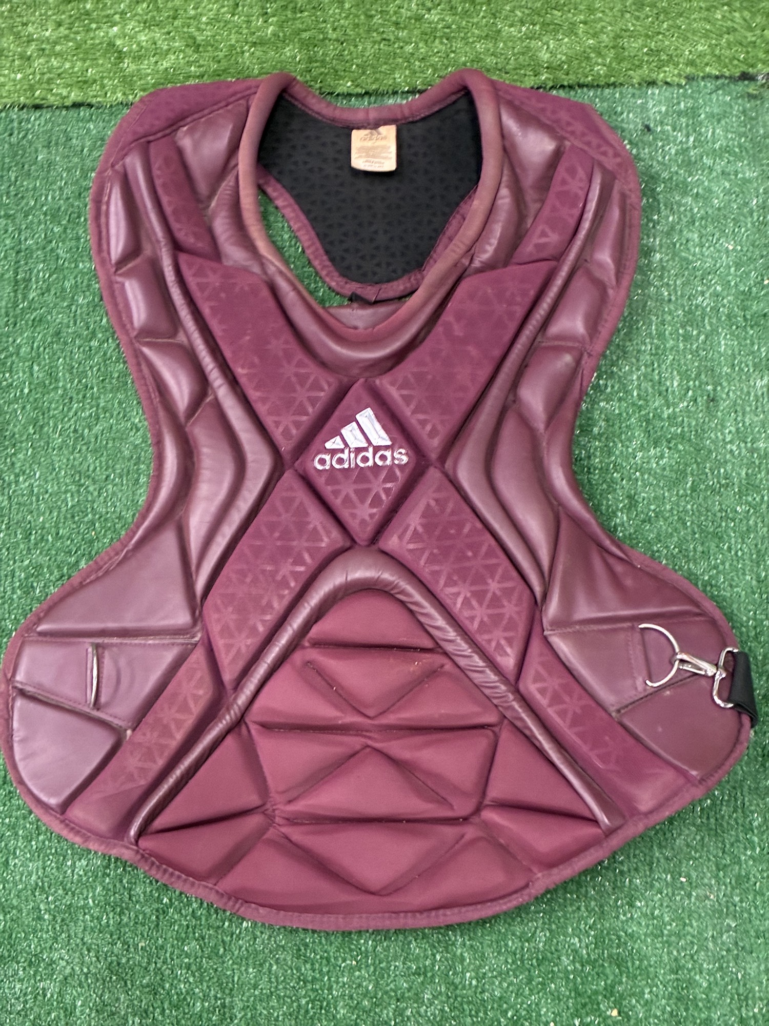 Adidas Catcher's Equipment Used Deals at SidelineSwap