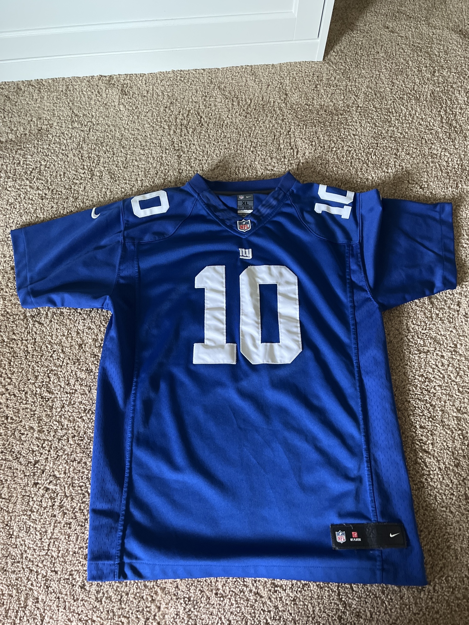 Quarterback Jimmy Garoppolo Jordan Cleats 2018 Panini Absolute