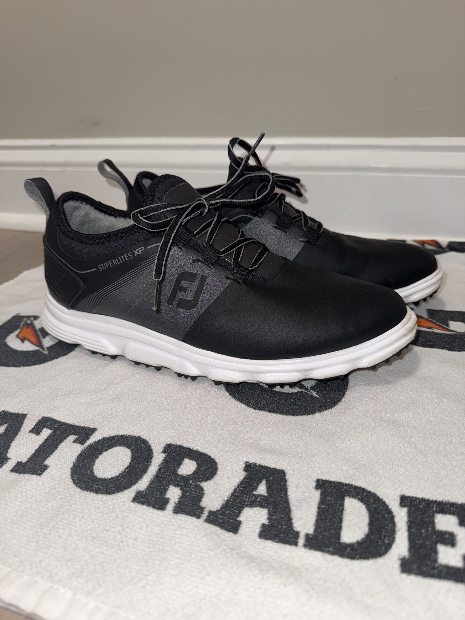 FootJoy Superlites XP Golf Shoes 58075 Black 8 Wide (2E) New