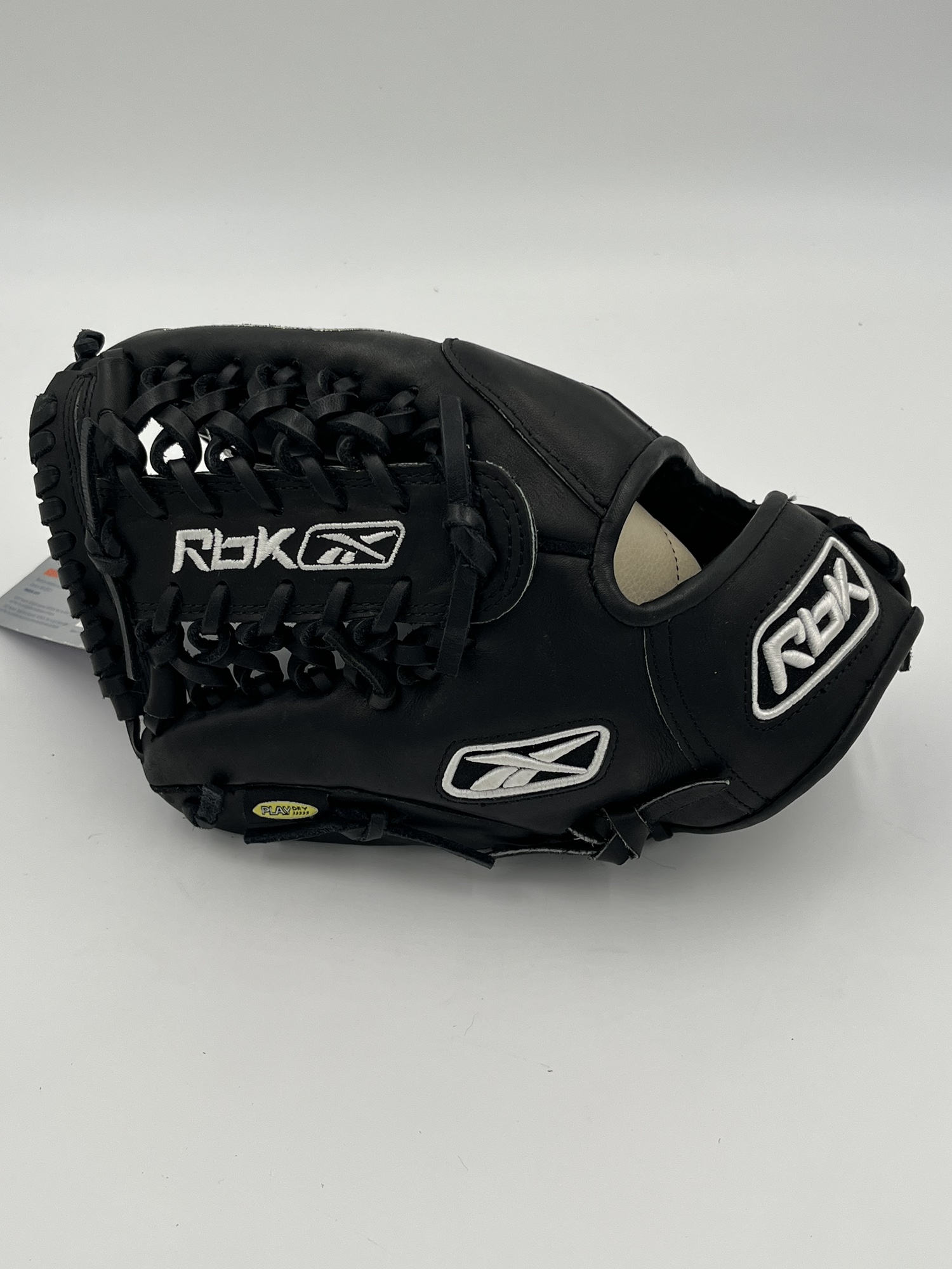 Reebok vr6000 Baseball Glove | New and Used on SidelineSwap