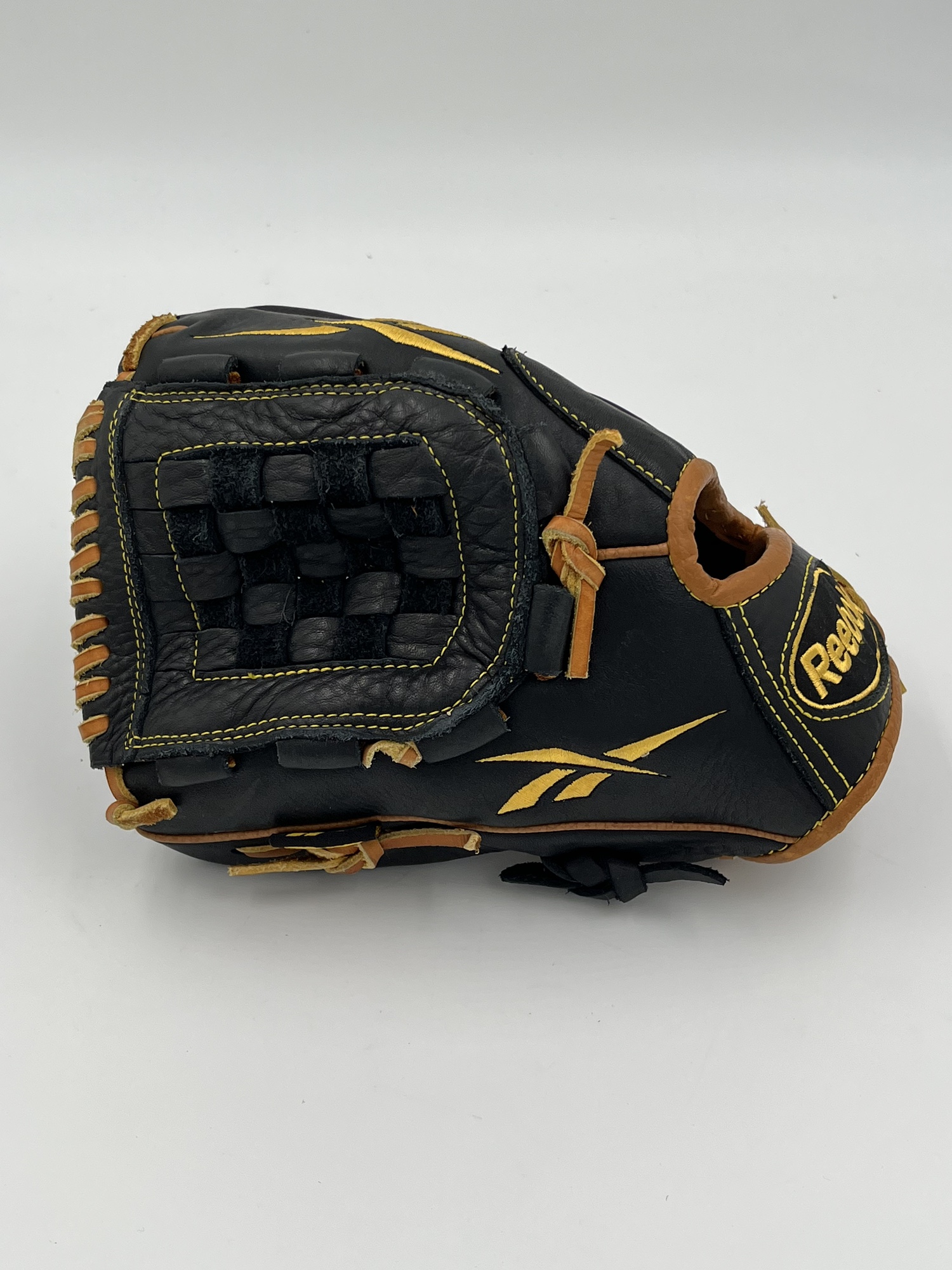 Reebok vr6000 Baseball Glove | New and Used on SidelineSwap