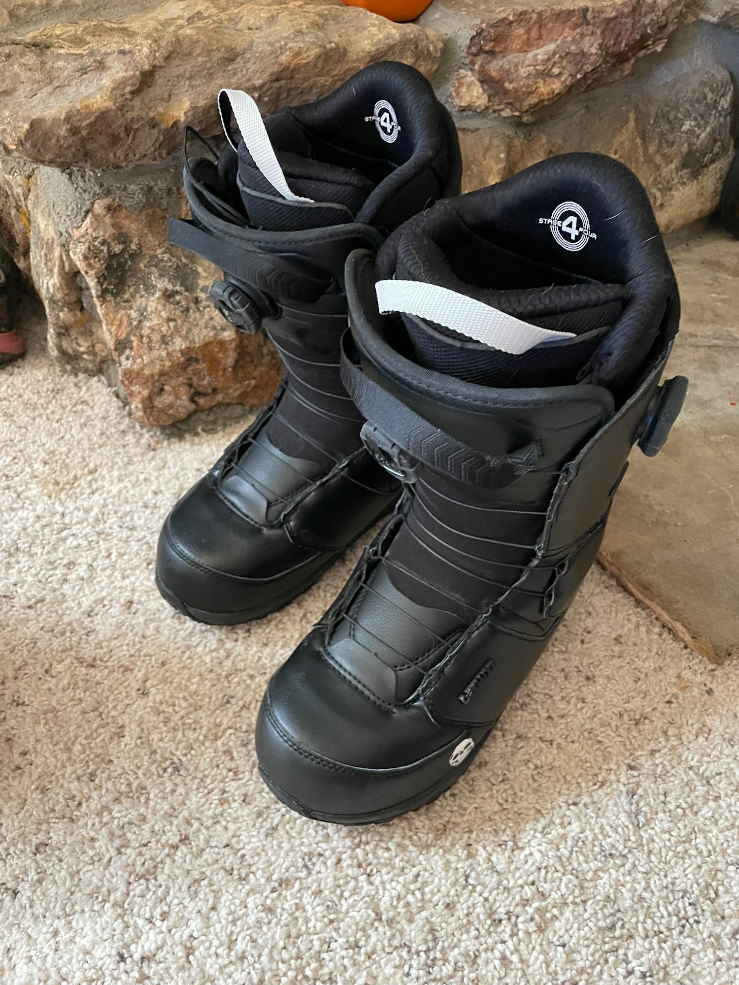 Deeluxe Deemon L3 Boa snowboard boot | SidelineSwap | Buy and Sell