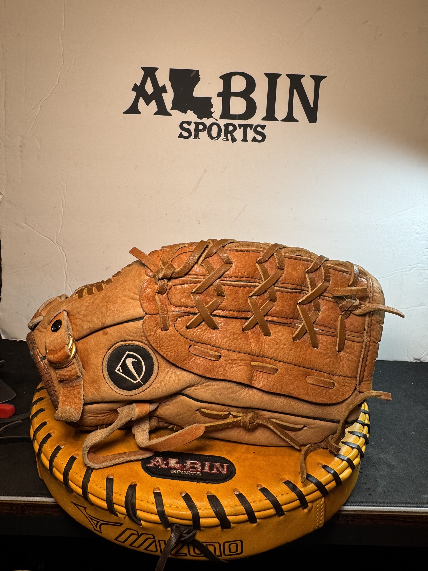 Nike Diamond Ready Gloves: Used & Clearance Deals Online