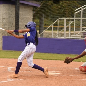 AshCashsoftball
