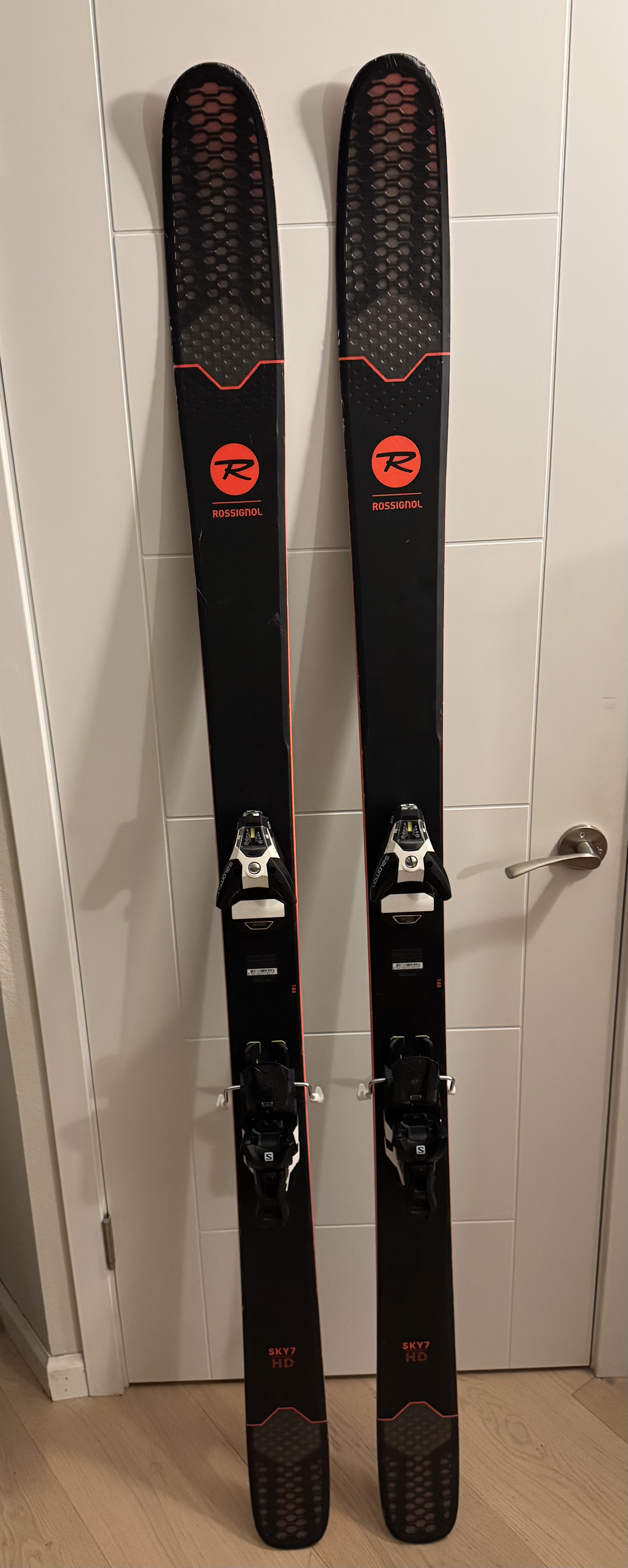 Unisex 2018 All Mountain 188 cm Rossignol Sky 7 HD Skis With