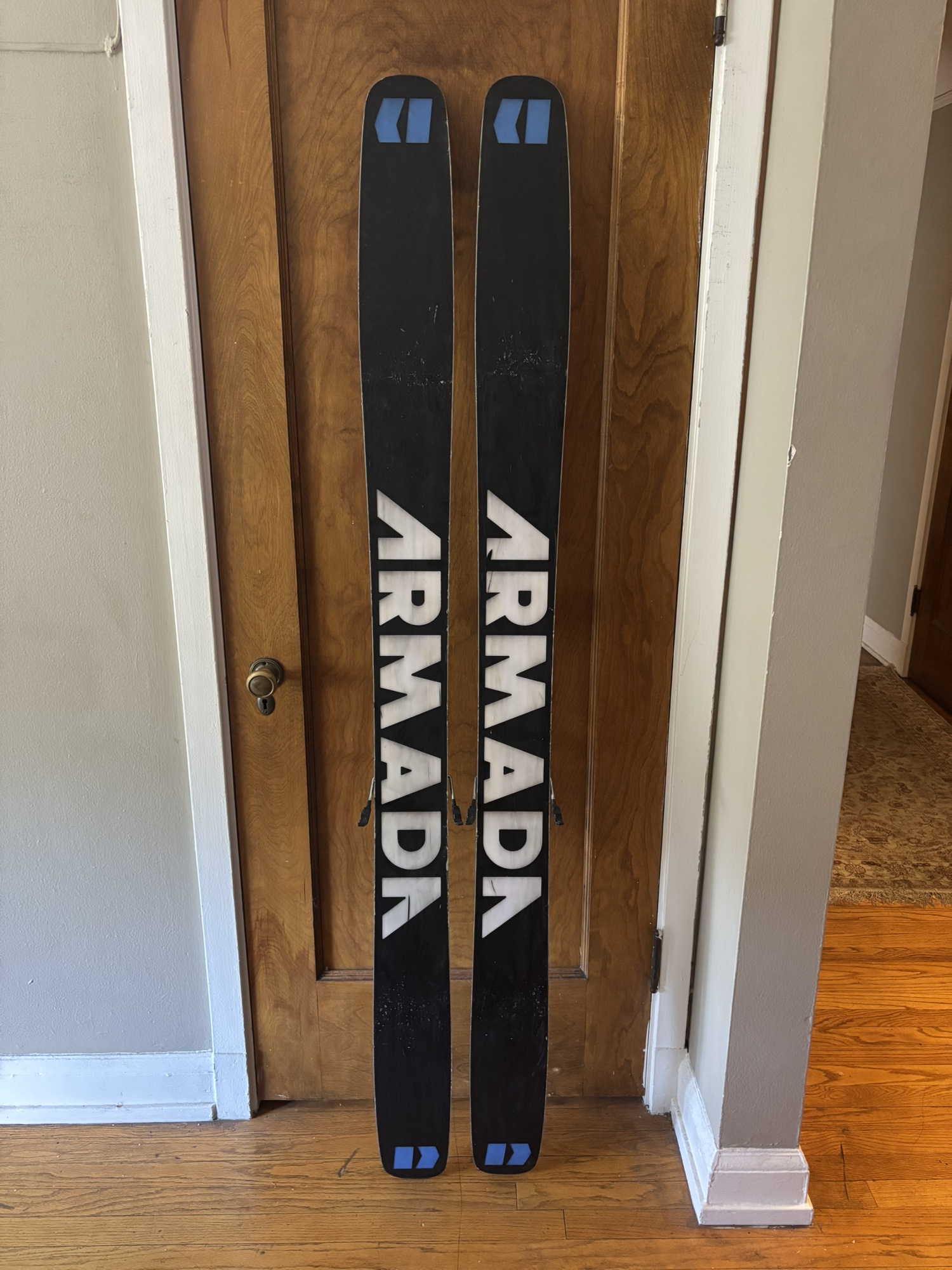 Armada JJ 2.0 185cm with Marker Griffon Sole ID Bindings