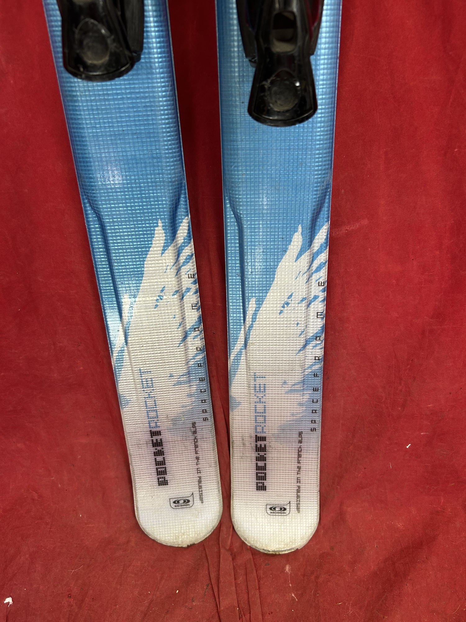 Salomon pocket rocket 185cm twin tip skis, bindings: Salomon 5912