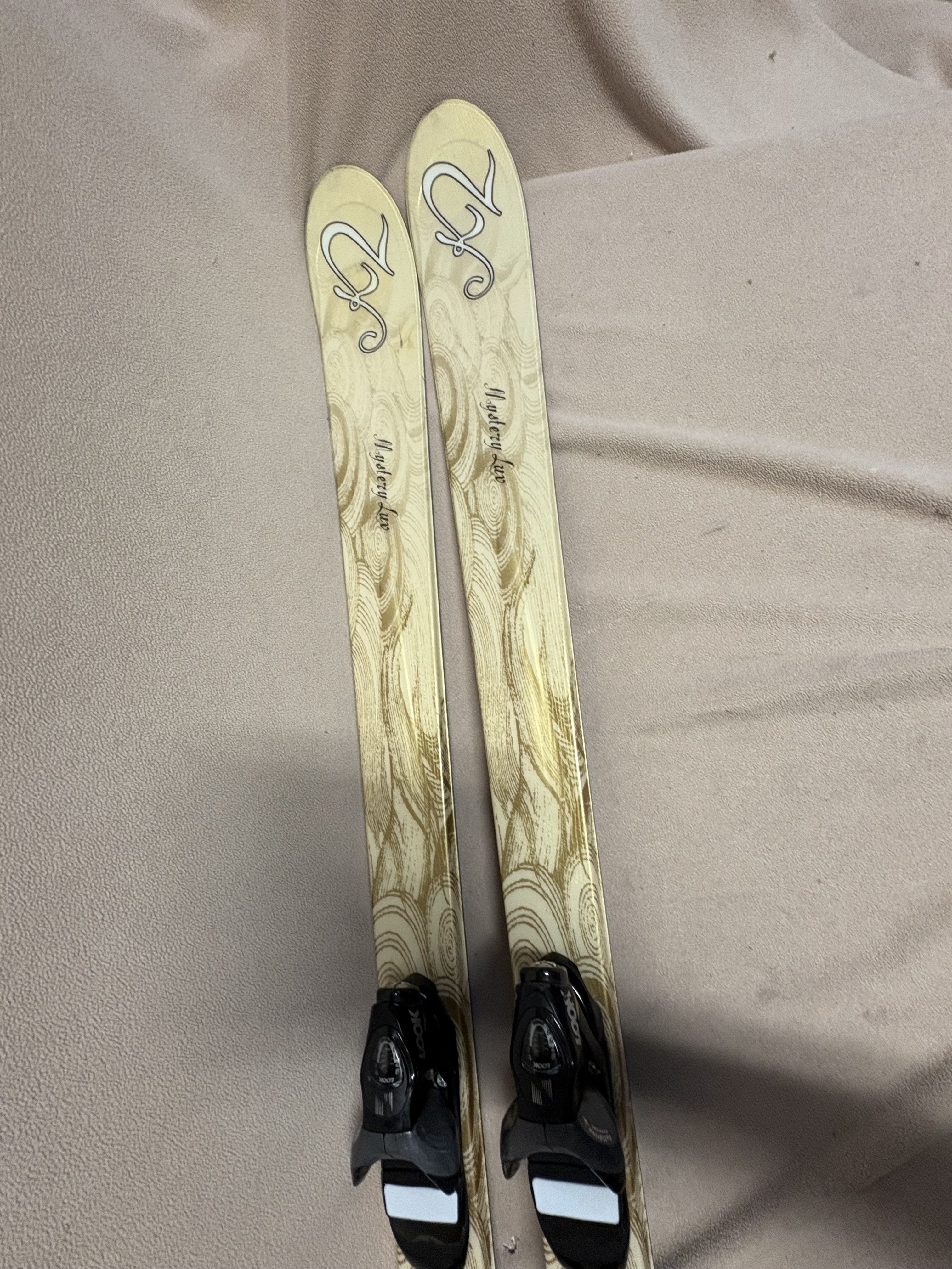 Women's All Mountain 167 cm K2 Mystery Luv Skis With Bindings