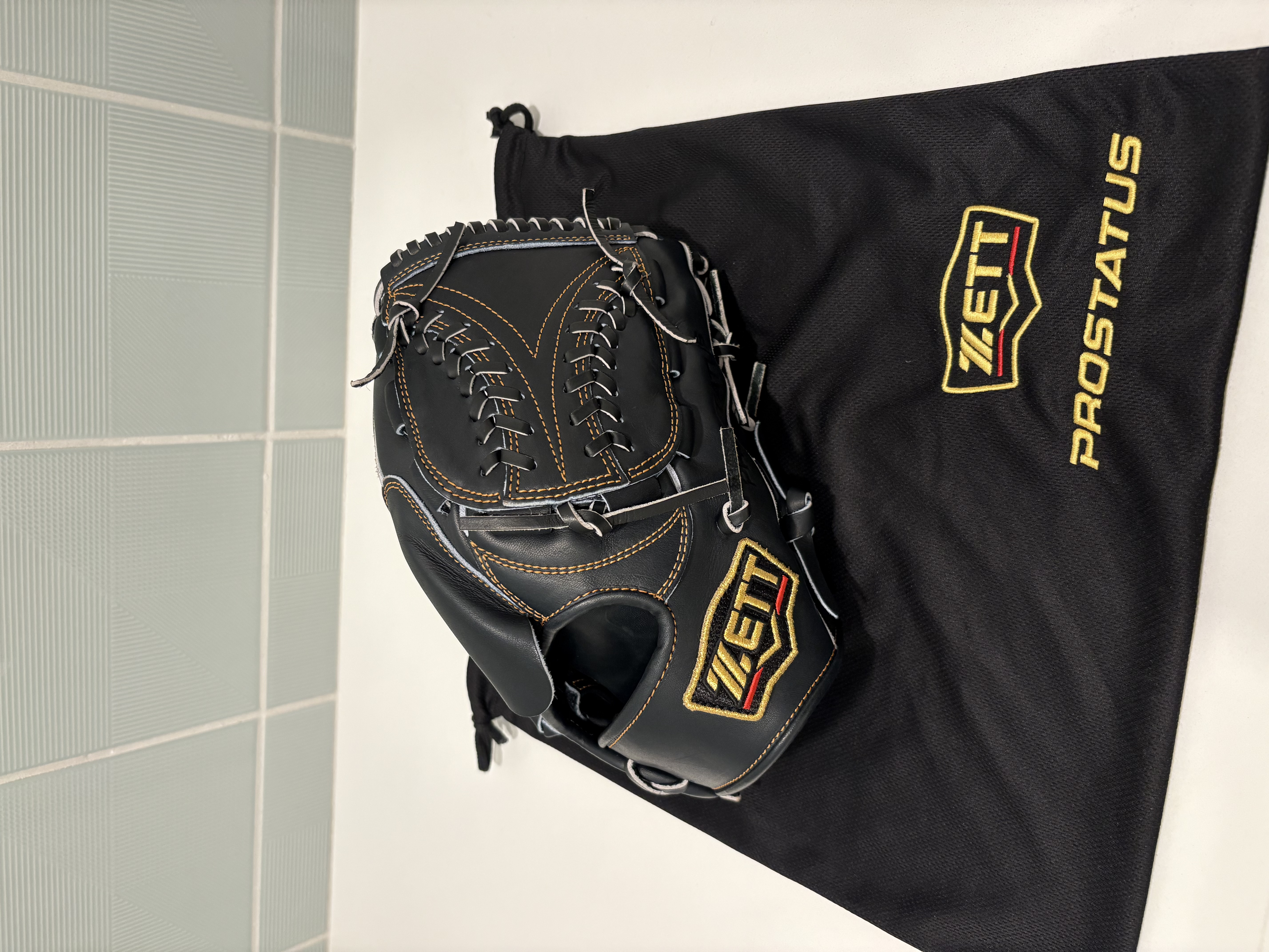 Imported ZETT Japan Brand Infielder's Glove | SidelineSwap | Buy