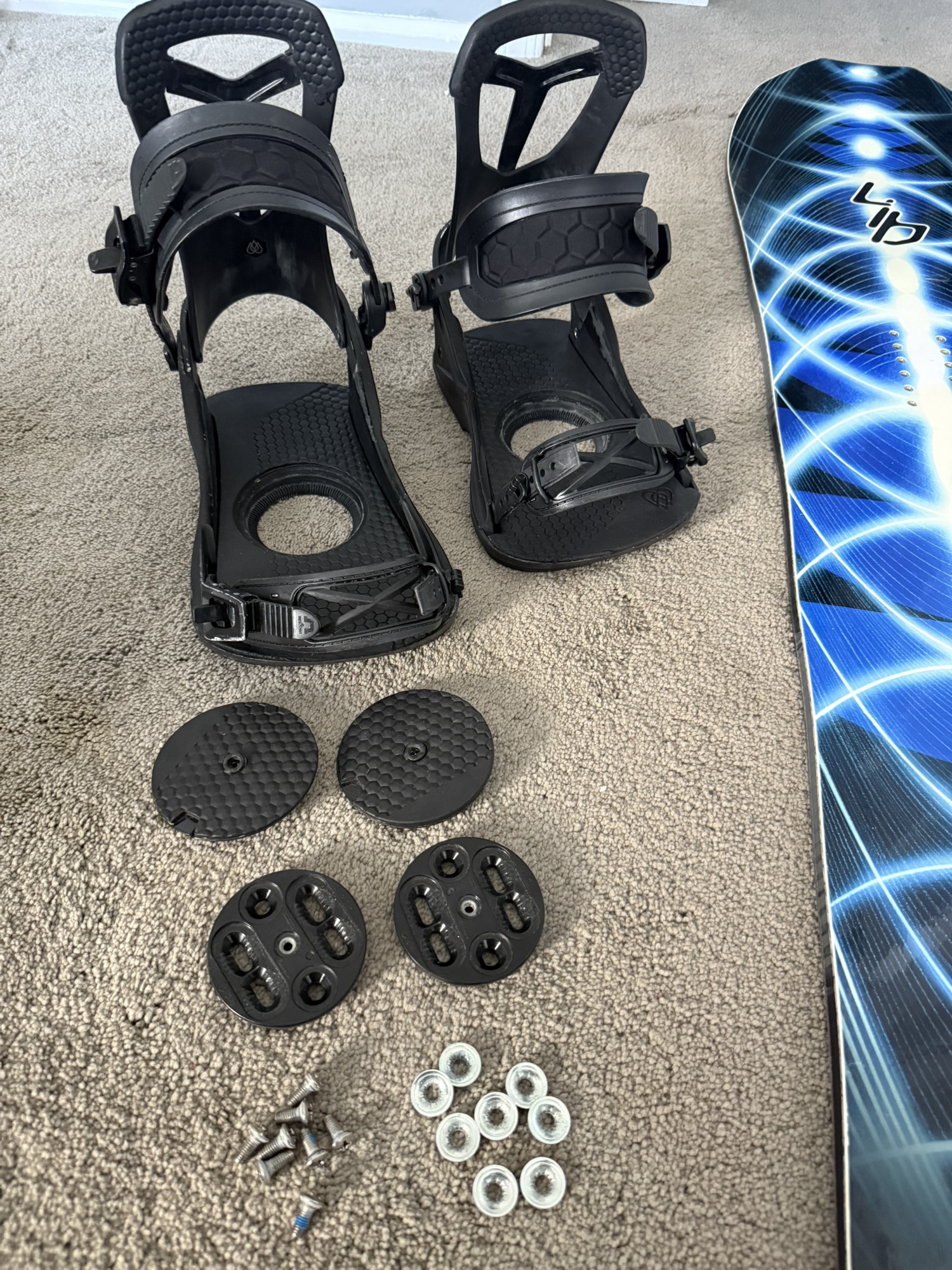 SALOMON UNIBODY 500 PRO SNOWBOARD SIZE 156 CM | SidelineSwap | Buy