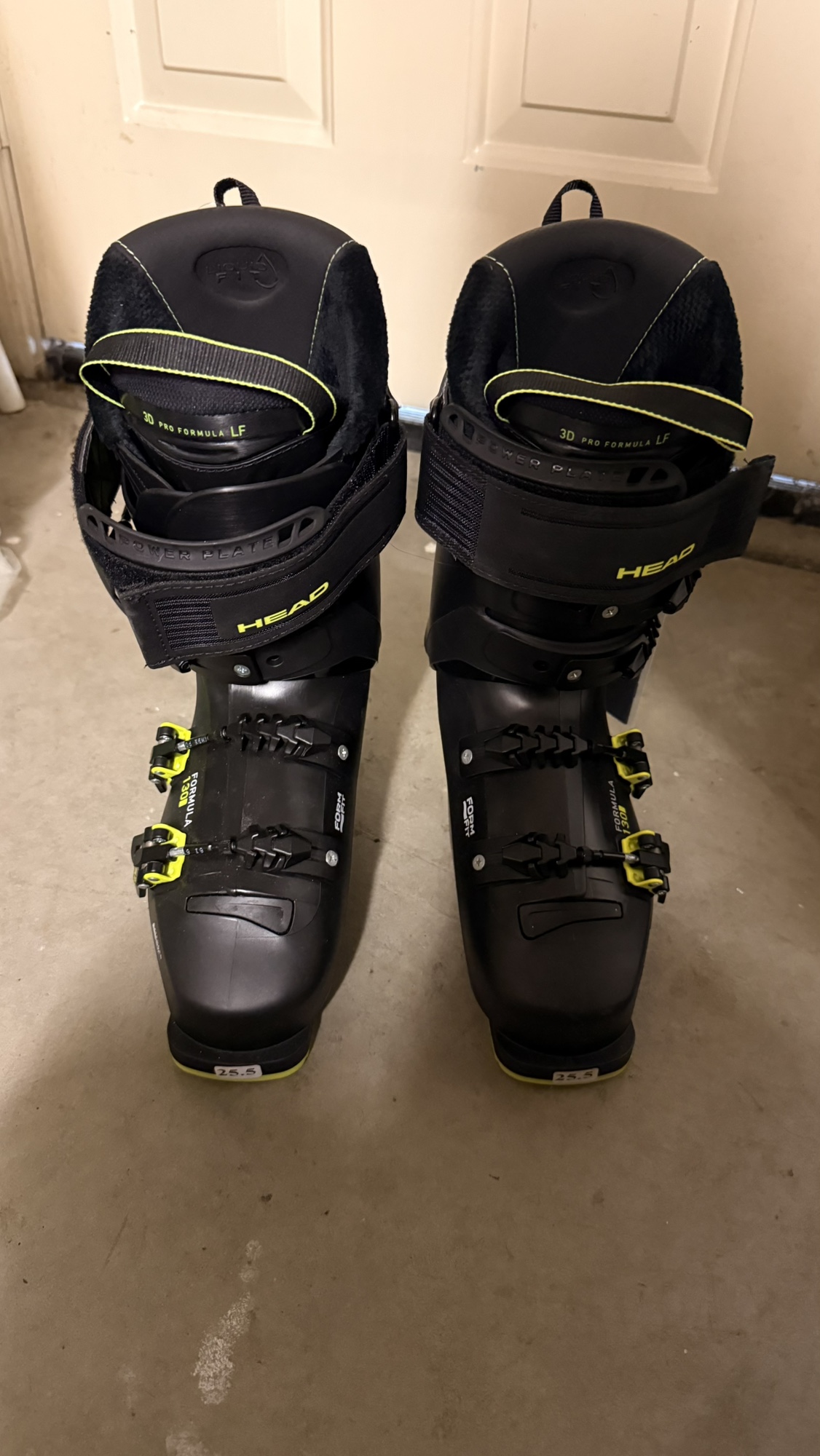 New Men's HEAD Kore 120 Ski Boot 25.5 | SidelineSwap | Buy and