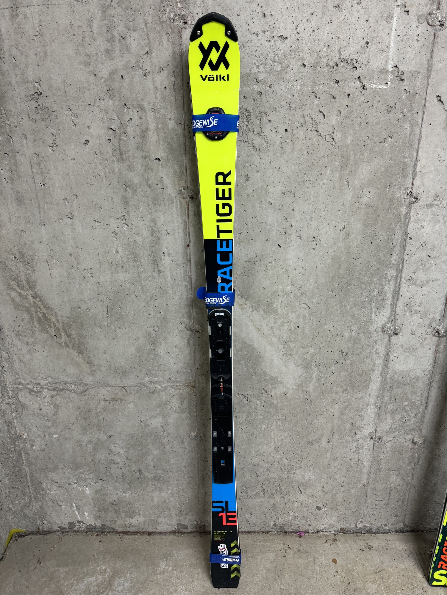 Volkl world cup Racetiger SL Skis 165 (New) | SidelineSwap | Buy