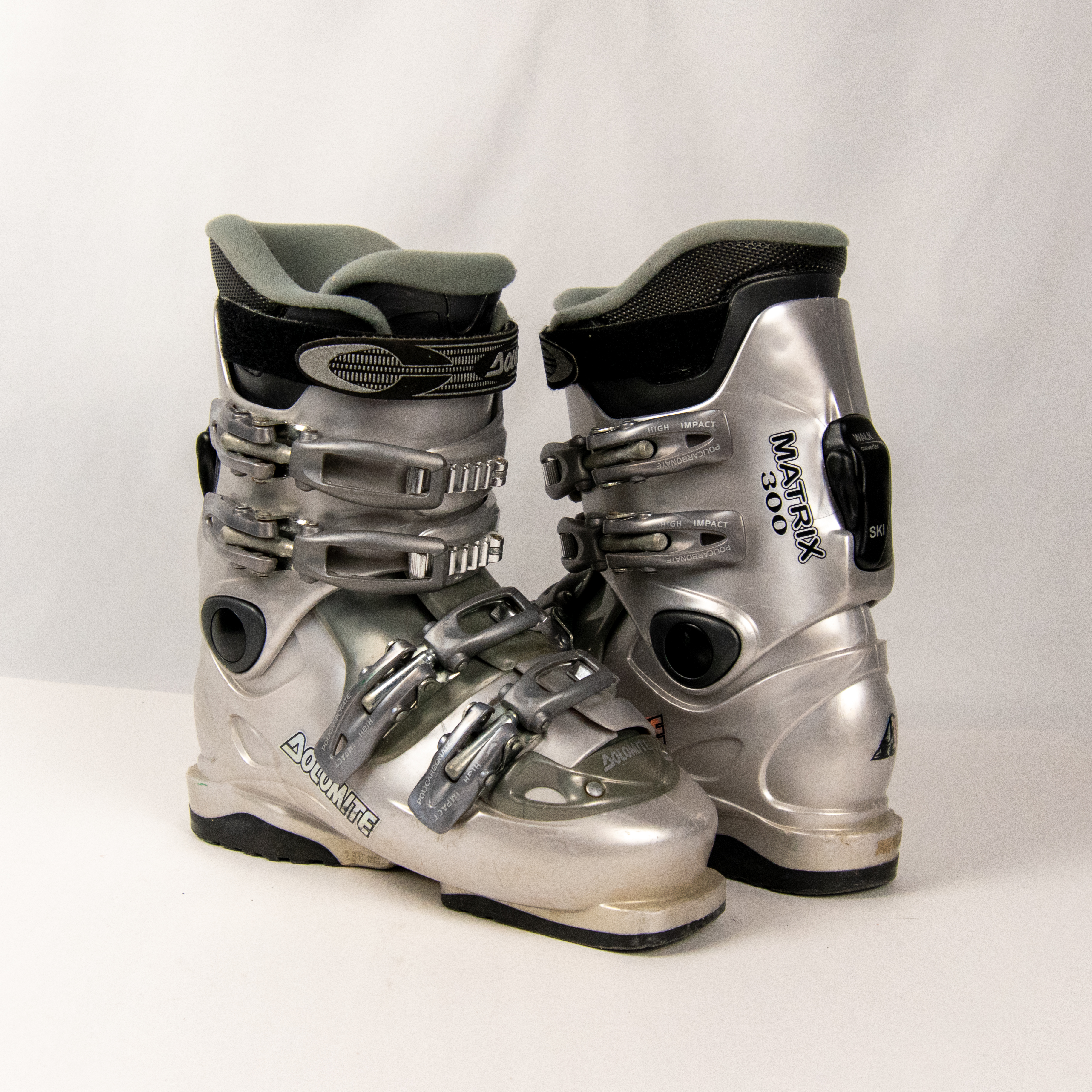 Dolomite Ski Boots for Sale | Used Options Available