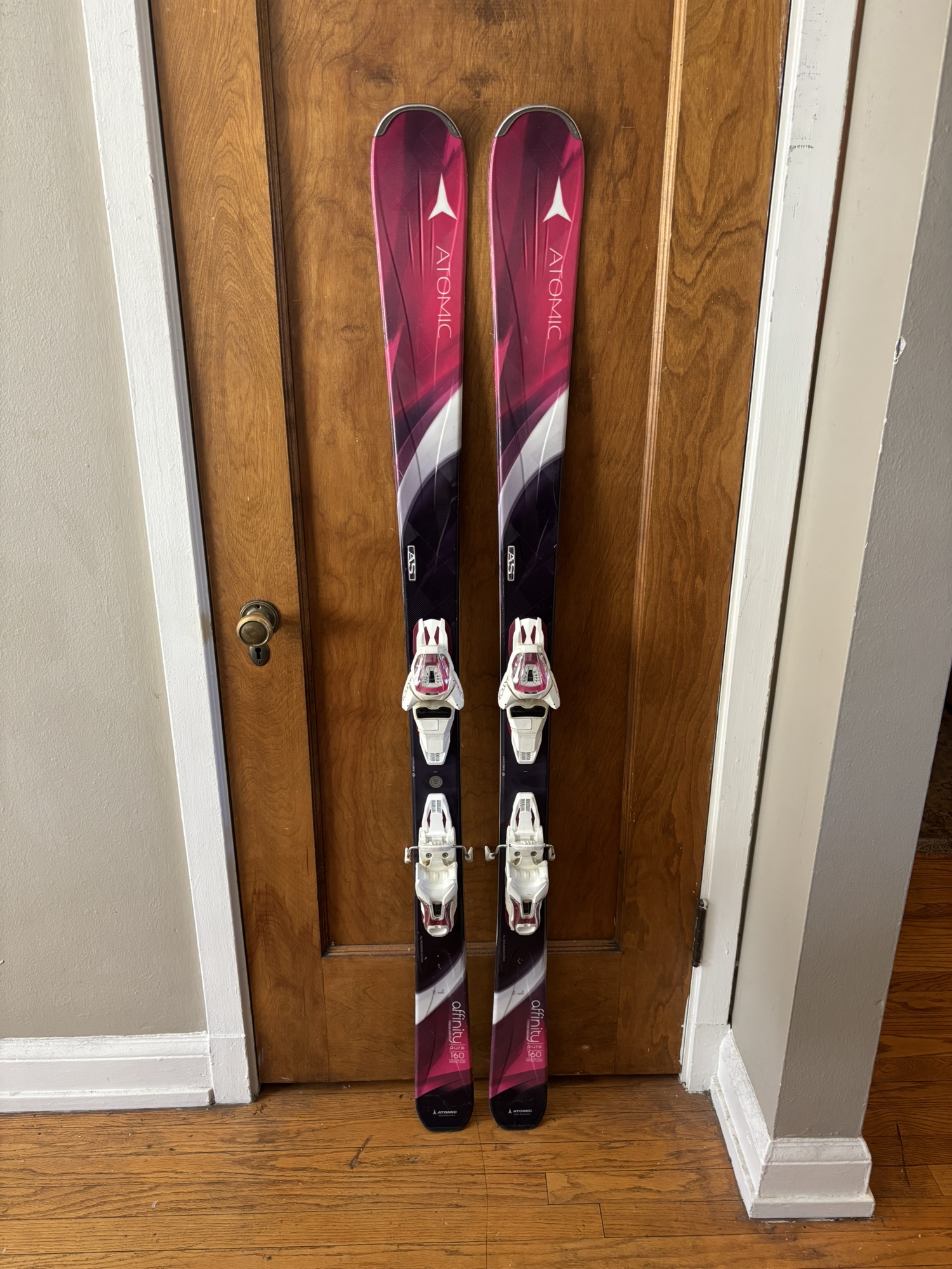 Used 2016 Atomic Affinity Pure Skis With Bindings, Size: 148