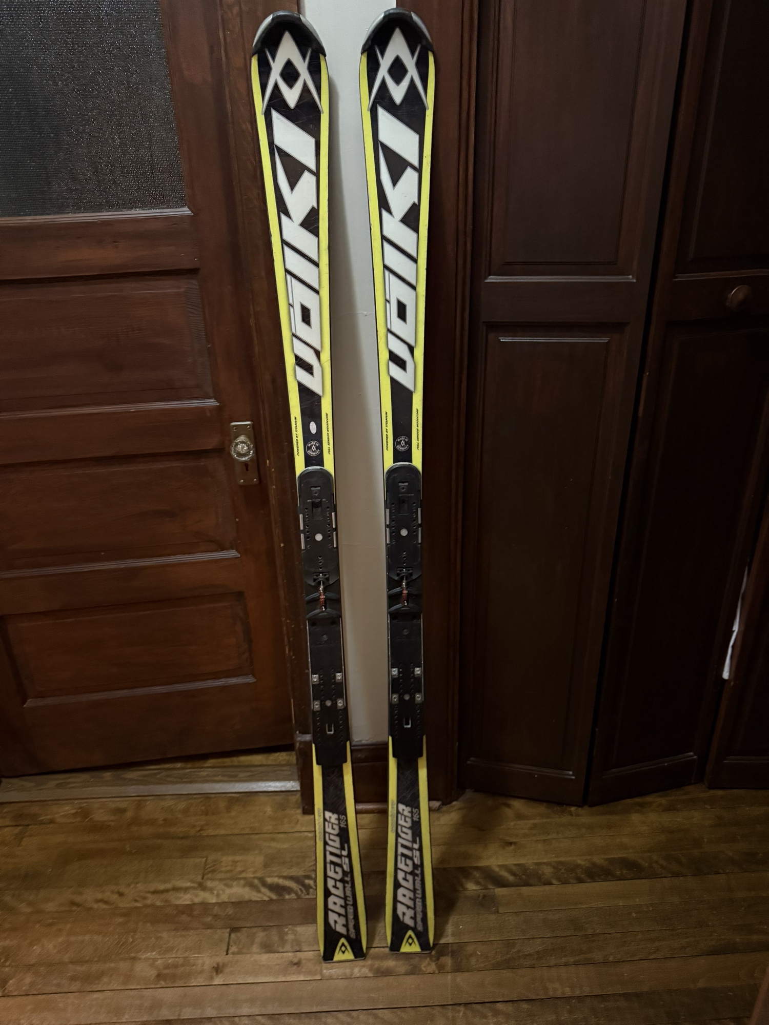 Used 2022 Volkl 165 cm Racing Racetiger SL Skis Without Bindings